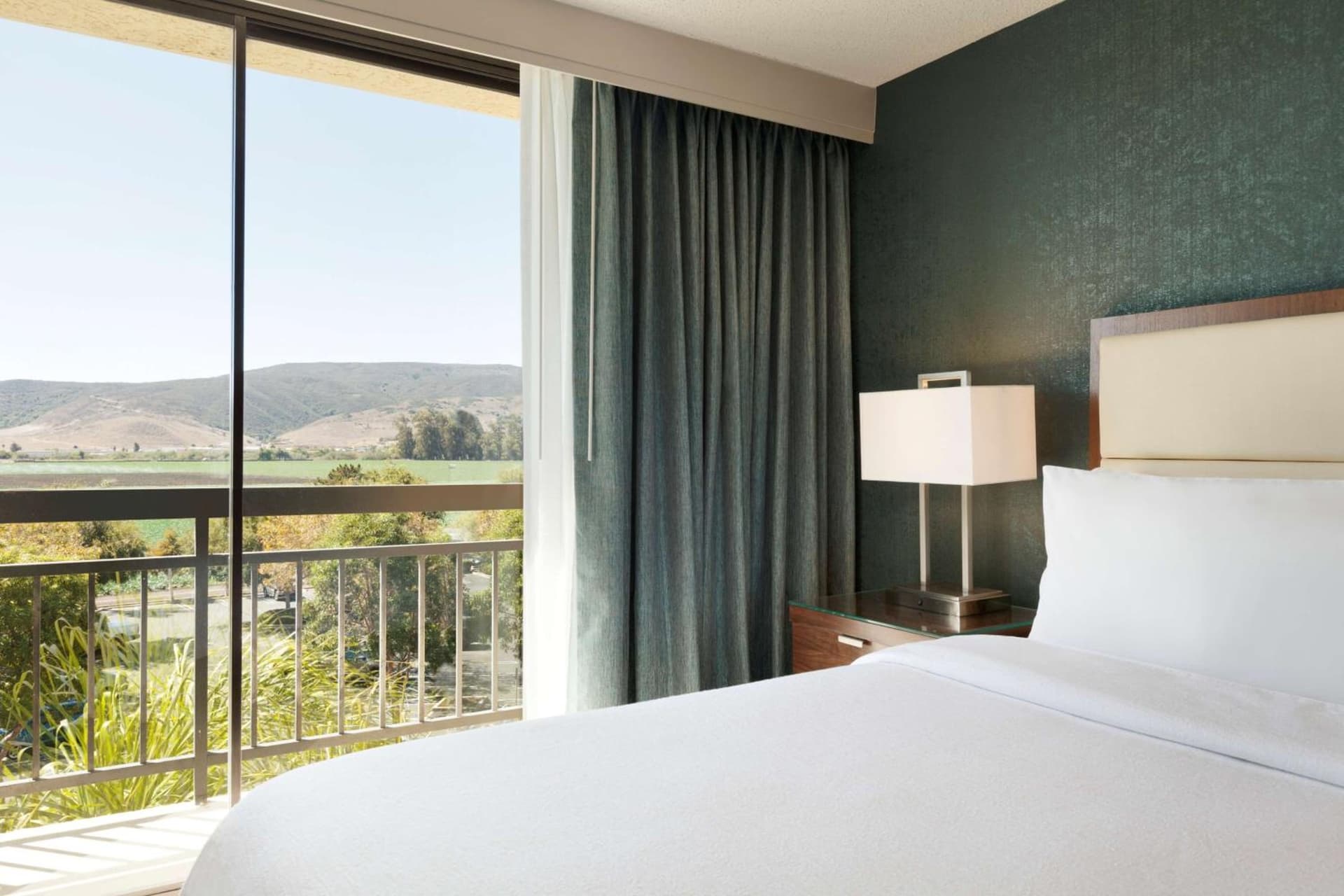 Embassy Suites San Luis Obispo gallery photo in San Luis Obispo, CA — image 33