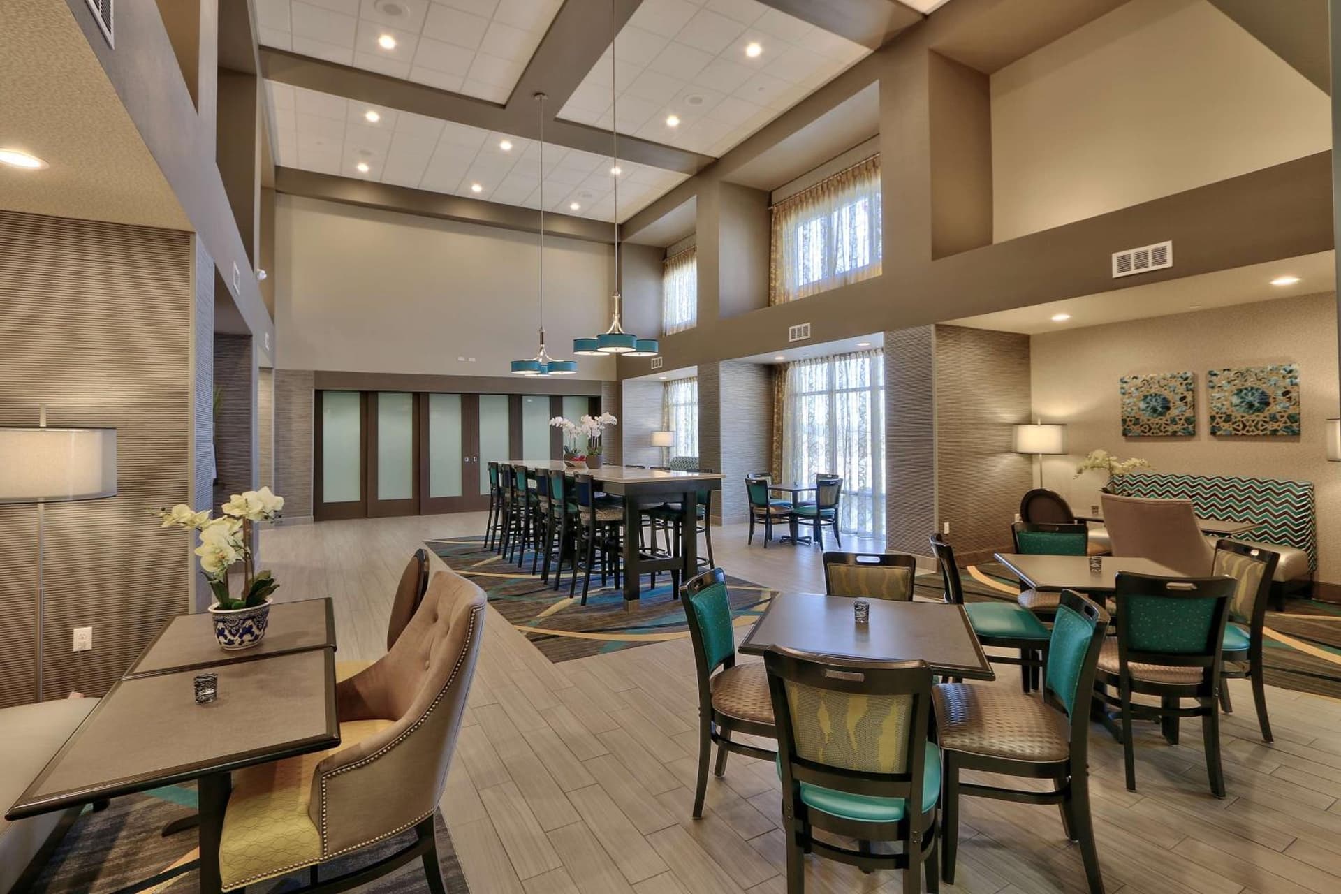 Hampton Inn & Suites Albuquerque Airport gallery photo in Albuquerque, NM — image 9