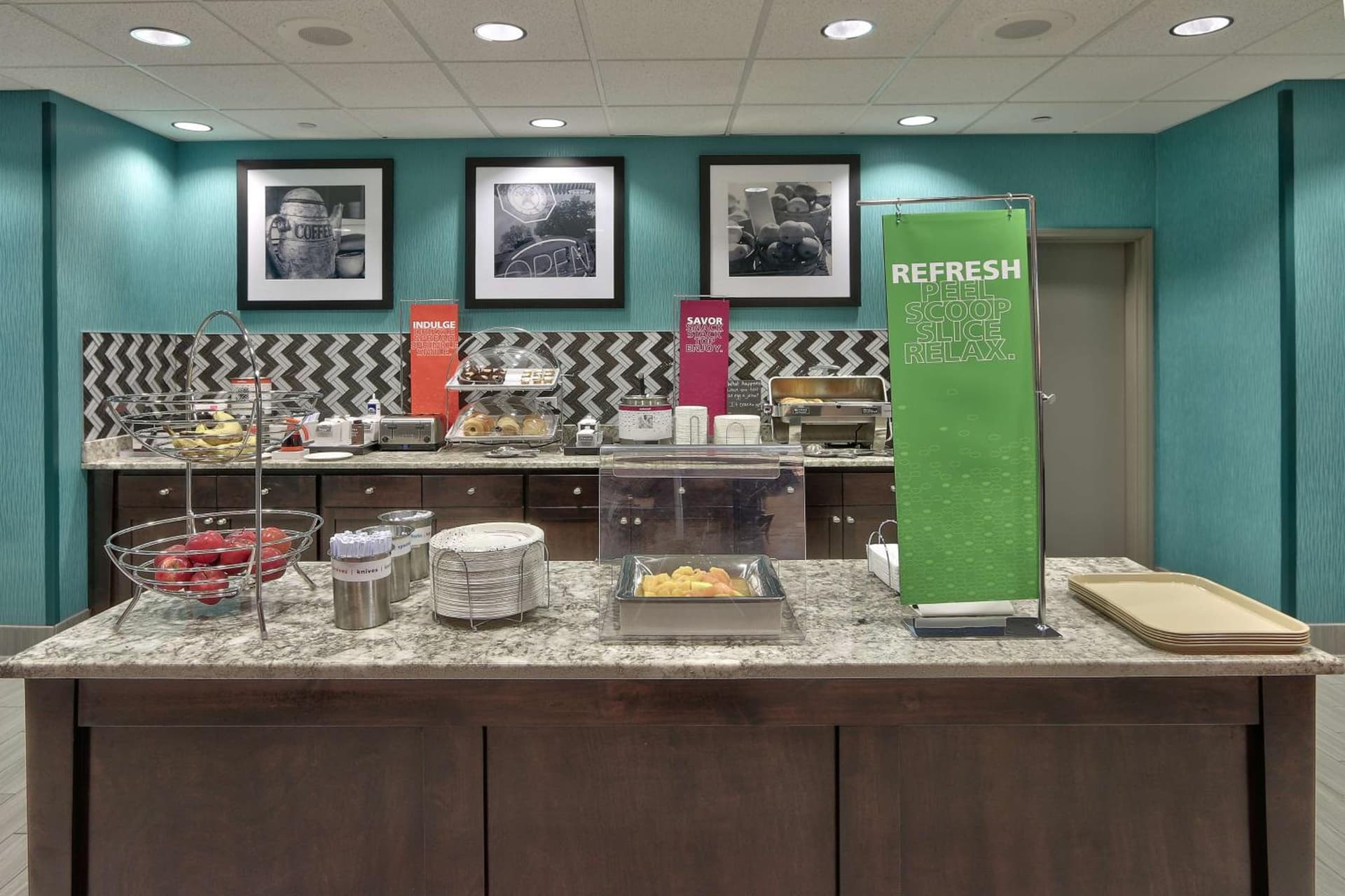Hampton Inn & Suites Albuquerque Airport gallery photo in Albuquerque, NM — image 18