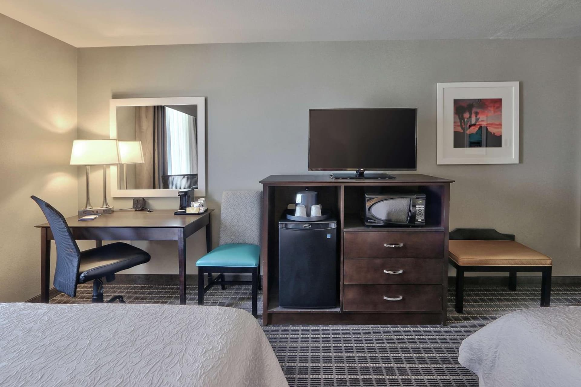 Hampton Inn & Suites Albuquerque Airport gallery photo in Albuquerque, NM — image 30