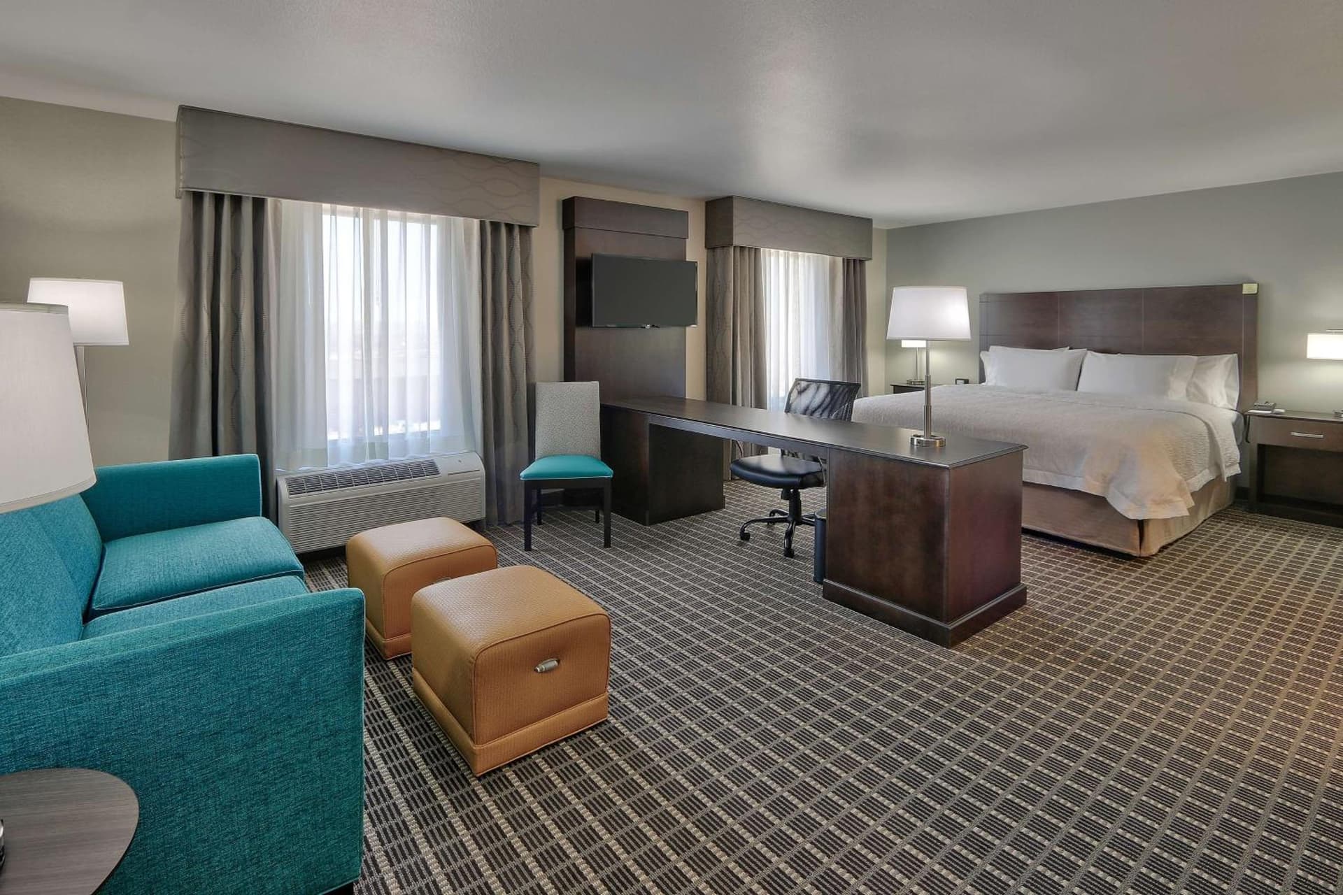 Hampton Inn & Suites Albuquerque Airport gallery photo in Albuquerque, NM — image 6