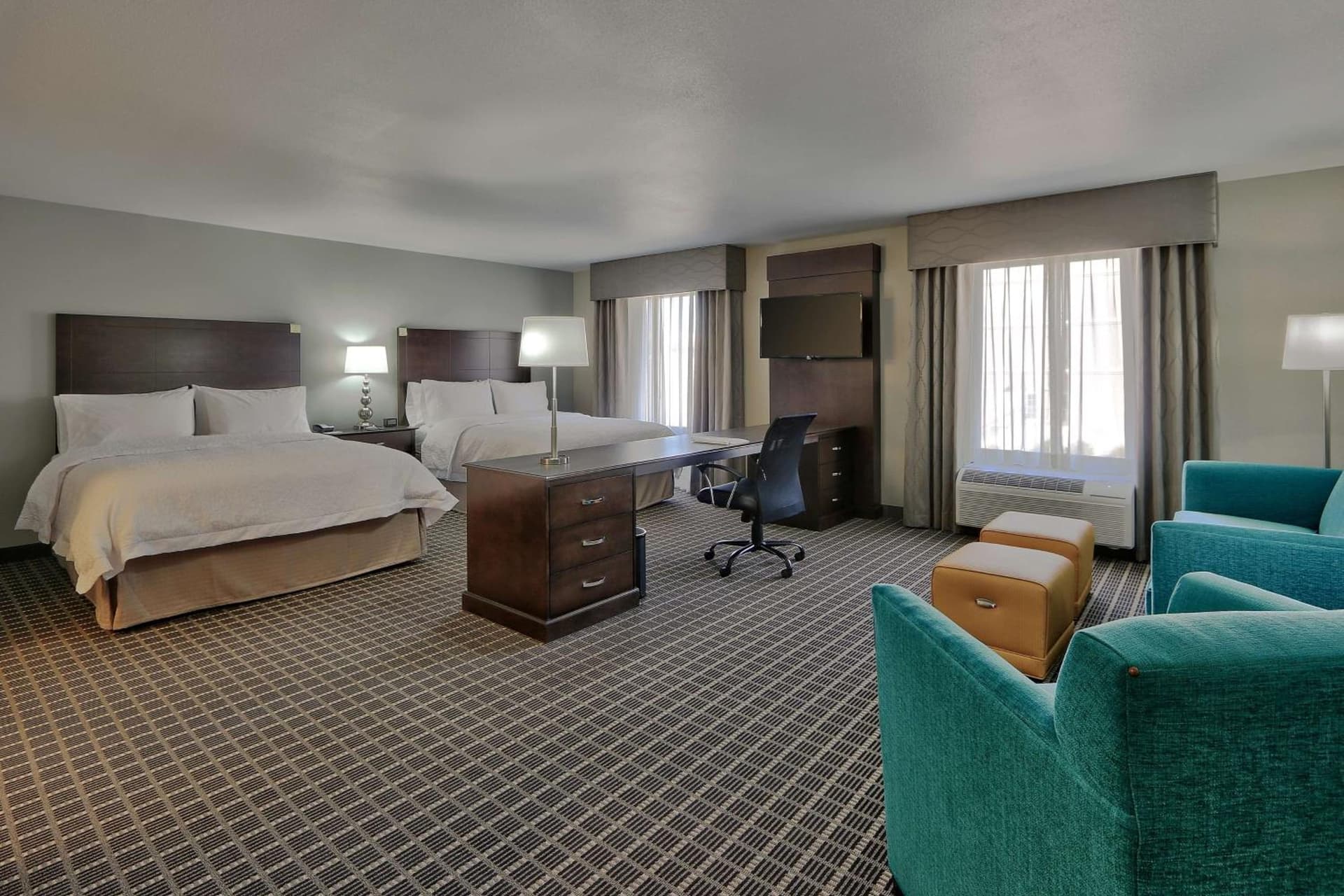 Hampton Inn & Suites Albuquerque Airport gallery photo in Albuquerque, NM — image 33