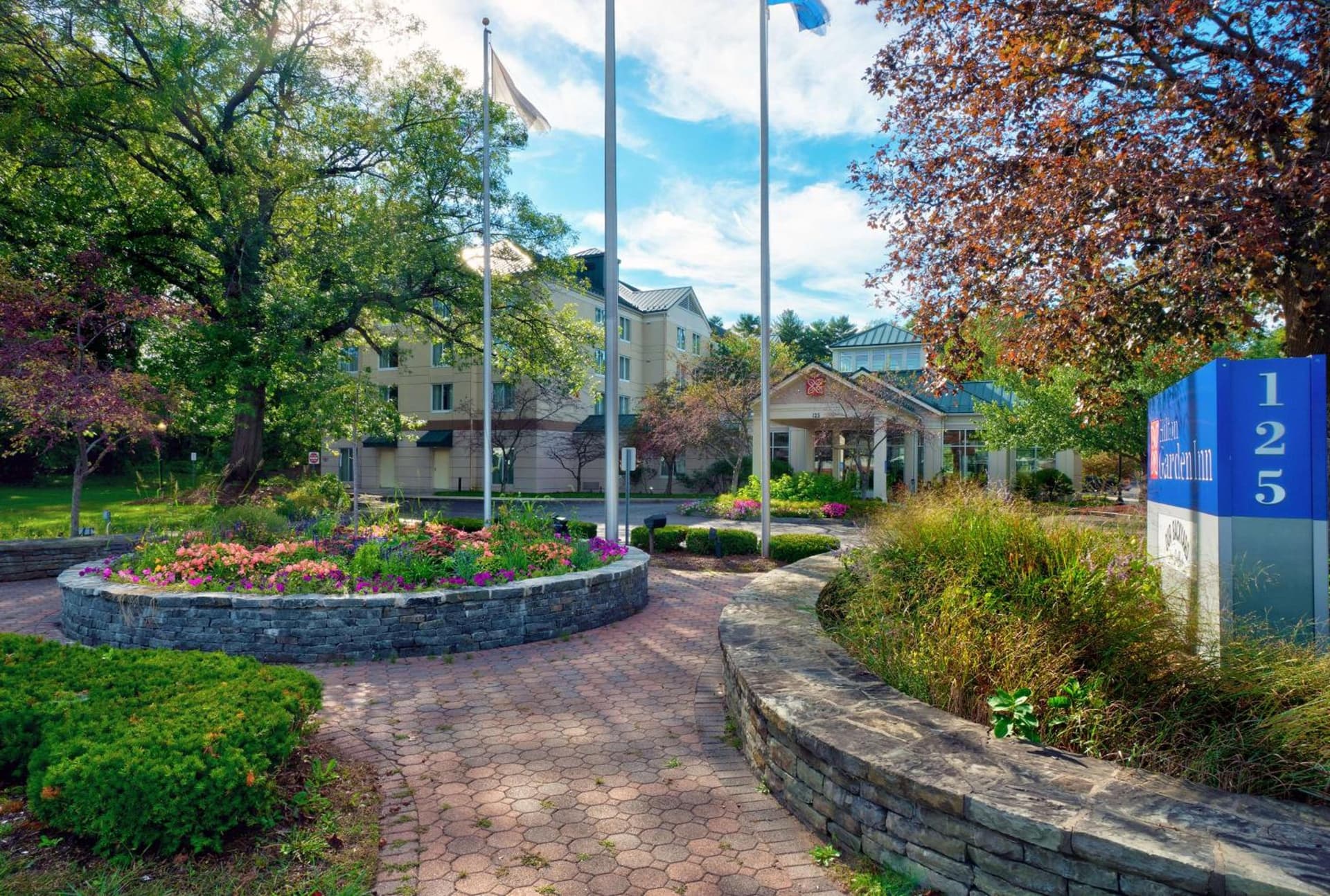 Hilton Garden Inn Saratoga Springs interior in Saratoga Springs, NY — gallery photo 2