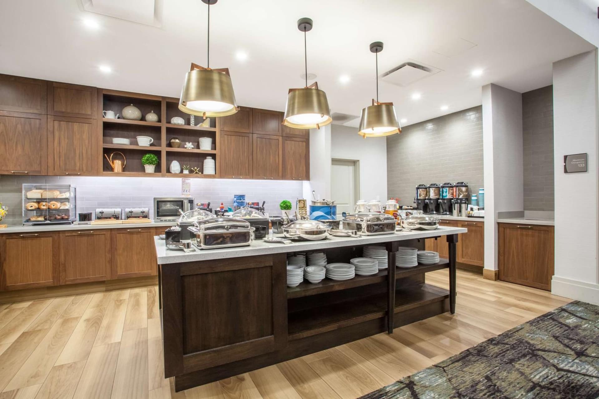 Homewood Suites By Hilton Saratoga Springs gallery photo in Saratoga Springs, NY — image 8