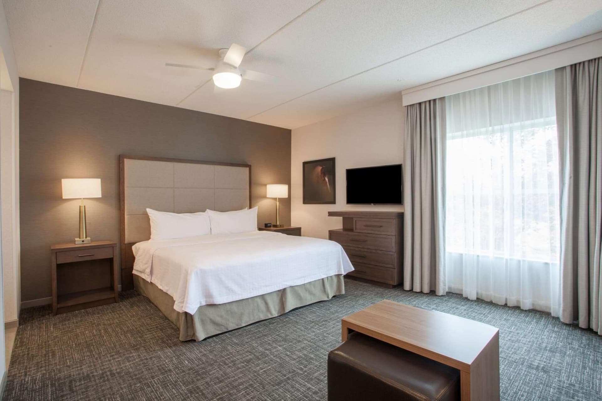 Homewood Suites By Hilton Saratoga Springs gallery photo in Saratoga Springs, NY — image 6