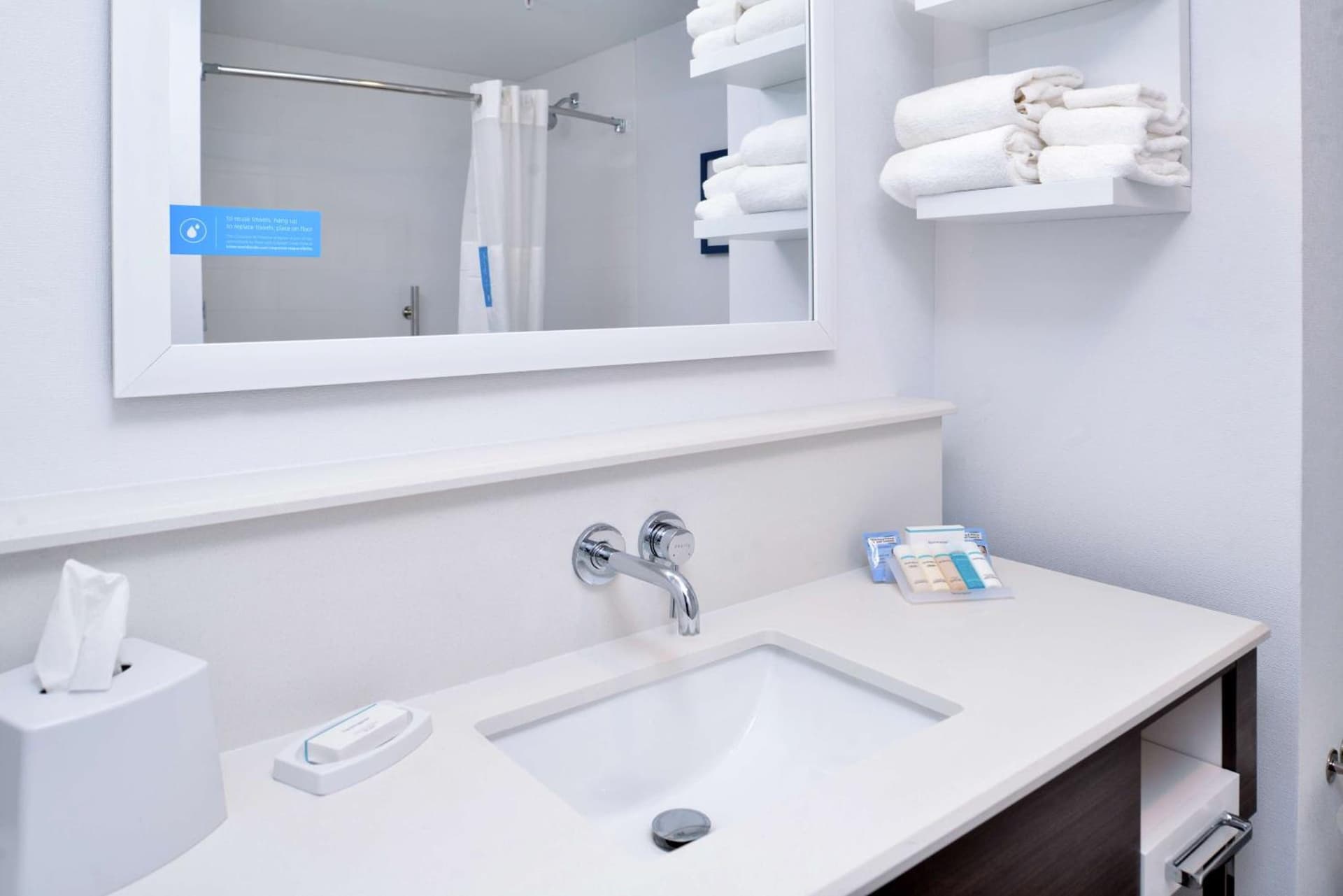 Hampton Inn Cedar Falls Downtown, Ia gallery photo in Cedar Falls, IA — image 17