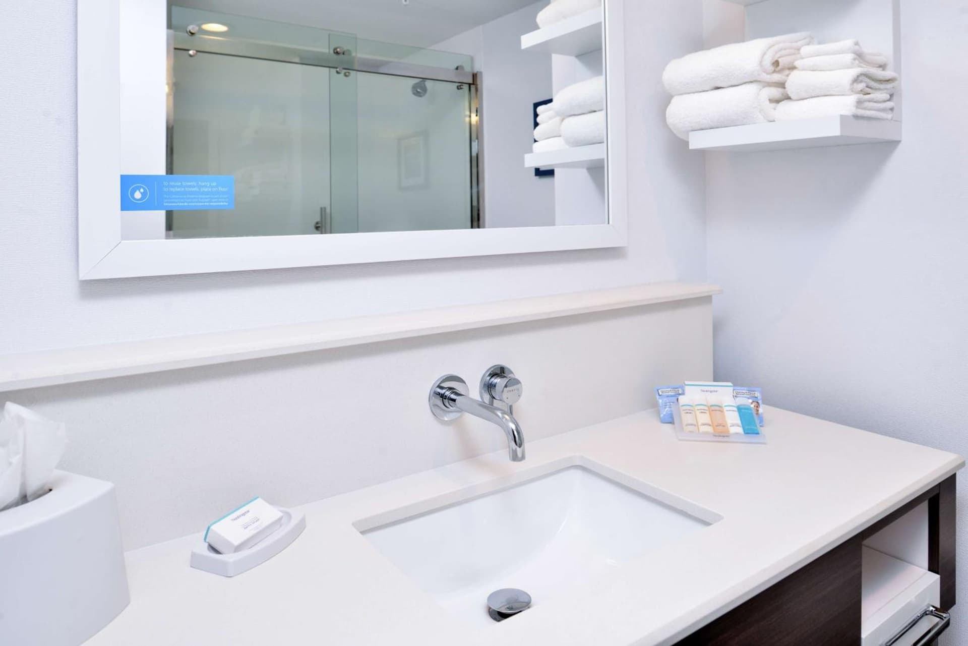 Hampton Inn Cedar Falls Downtown, Ia gallery photo in Cedar Falls, IA — image 68