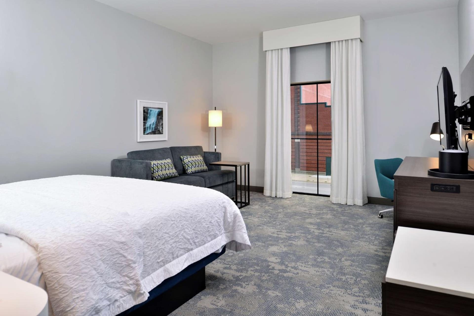 Hampton Inn Cedar Falls Downtown, Ia gallery photo in Cedar Falls, IA — image 4