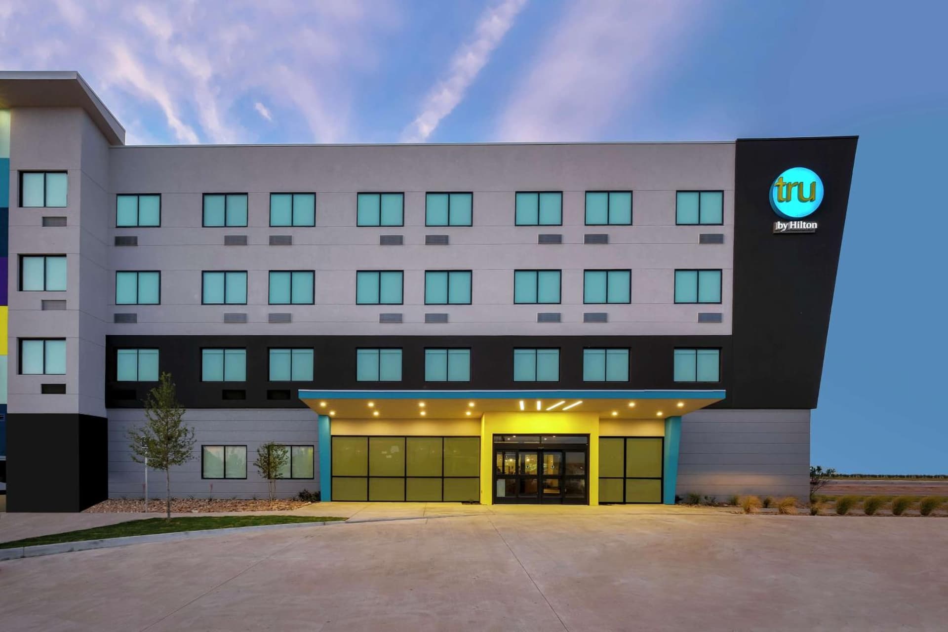 Tru by Hilton Amarillo West interior in Amarillo, TX — gallery photo 2