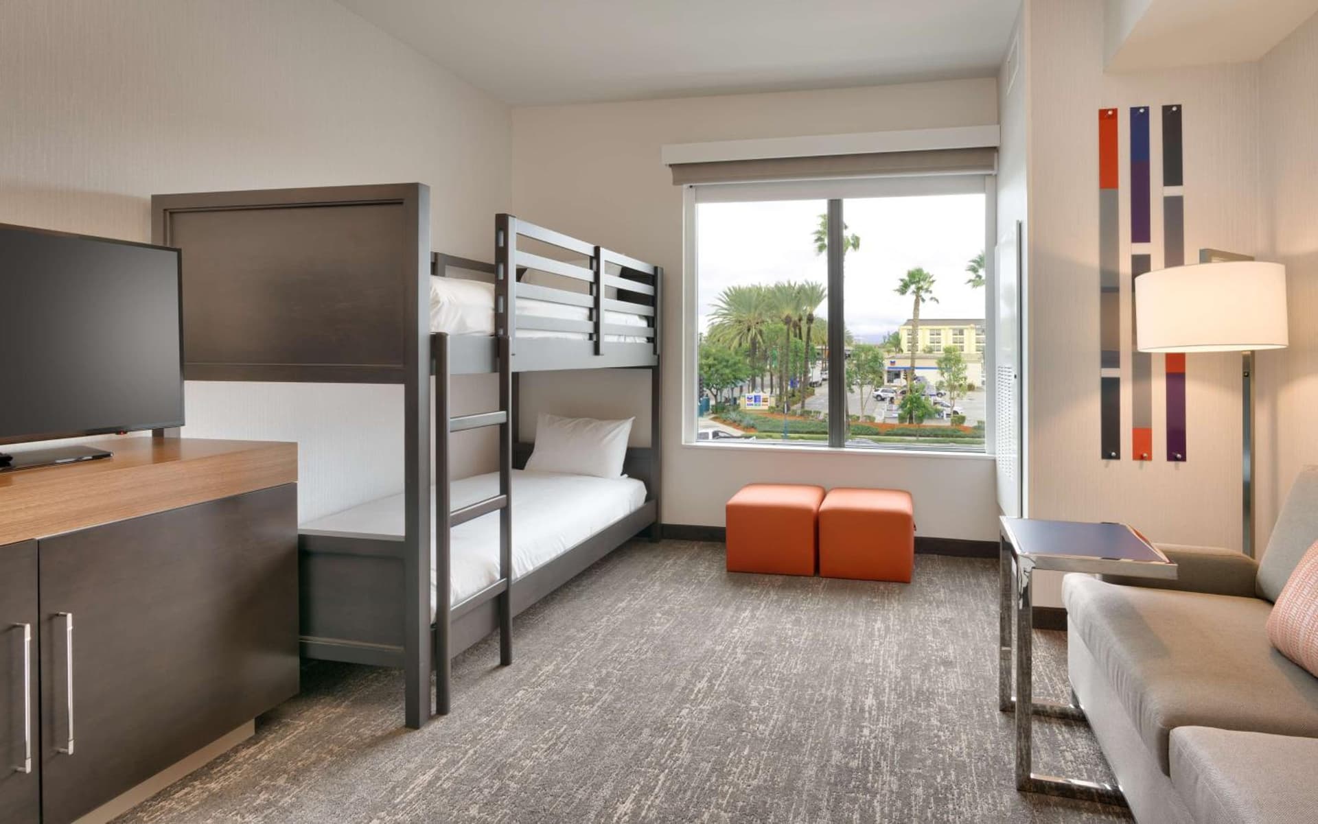 Hampton Inn & Suites Anaheim Resort Convention Center gallery photo in Anaheim, CA — image 6