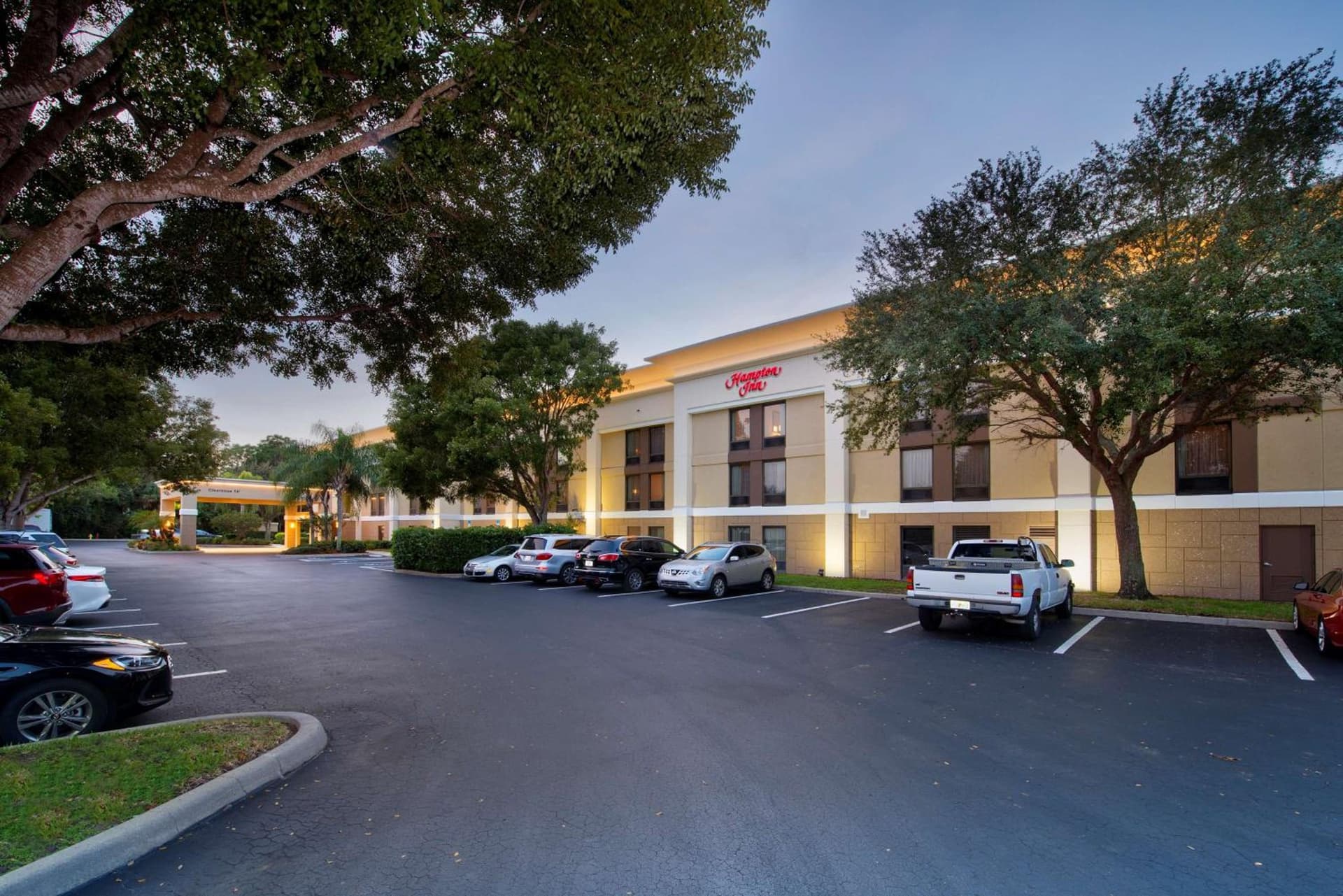 Hampton Inn Naples - I-75 interior in Naples, FL — gallery photo 2