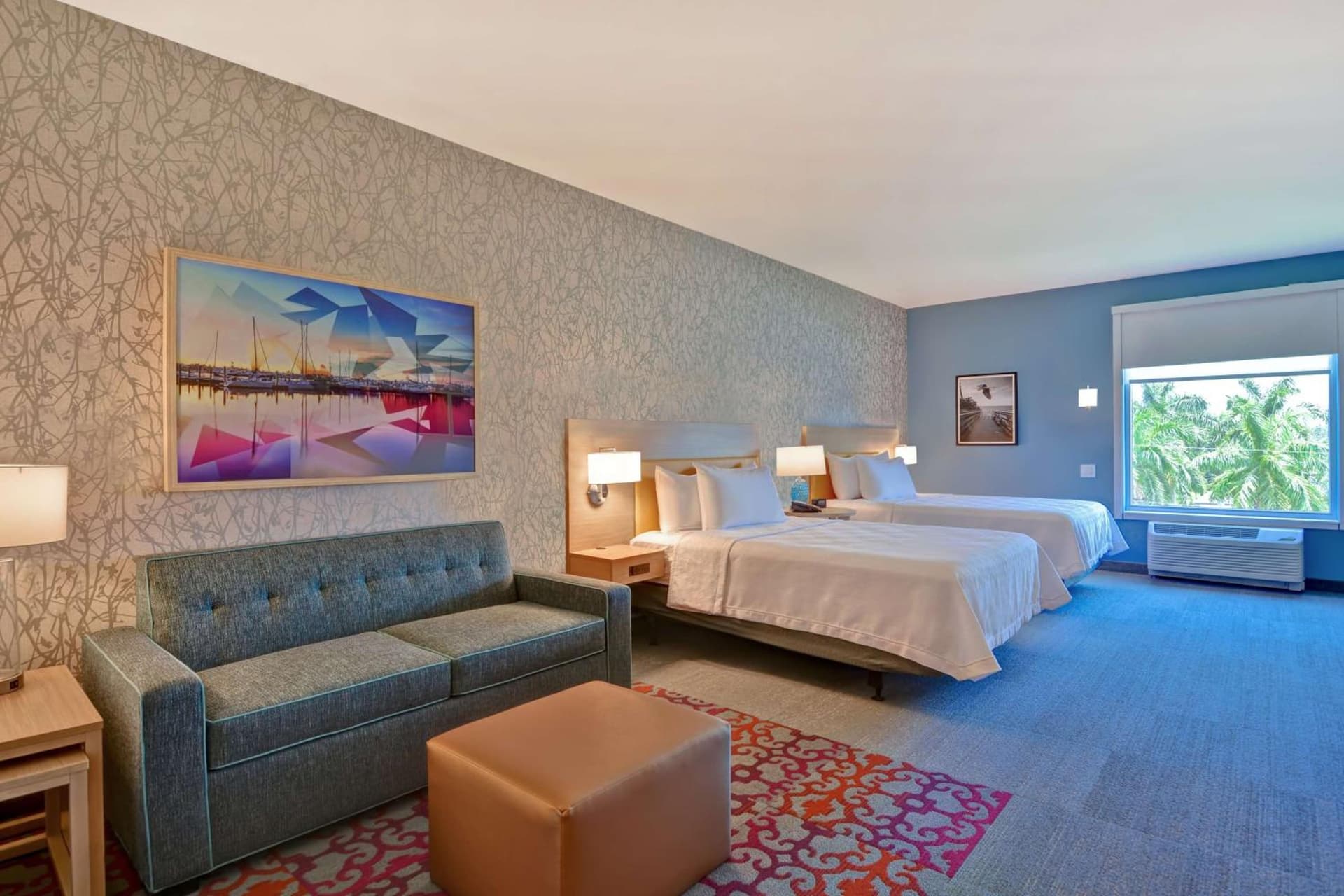 Home2 Suites By Hilton Naples I-75 Pine Ridge Road interior in Naples, FL — gallery photo 2