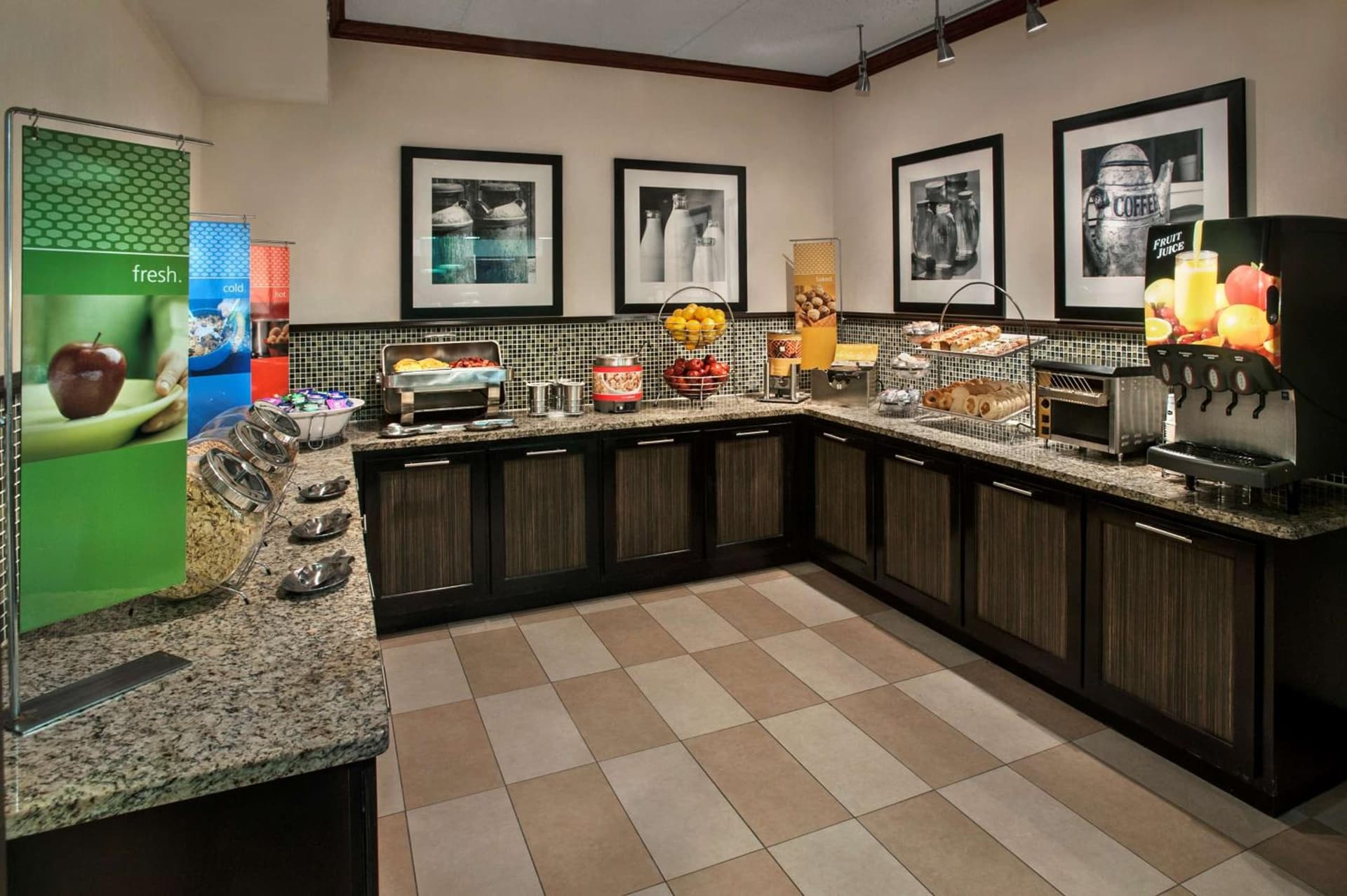Hampton Inn Ann Arbor-South gallery photo in Ann Arbor, MI — image 37