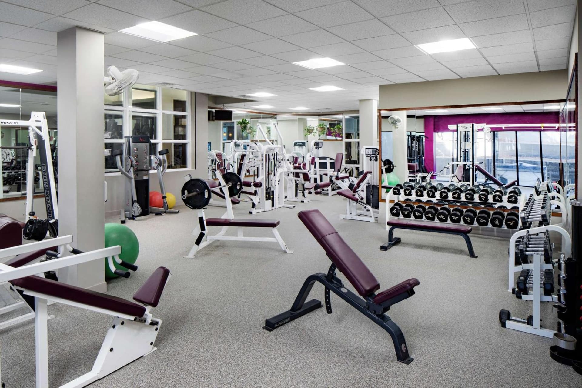 DoubleTree by Hilton Nashua gallery photo in Nashua, NH — image 29