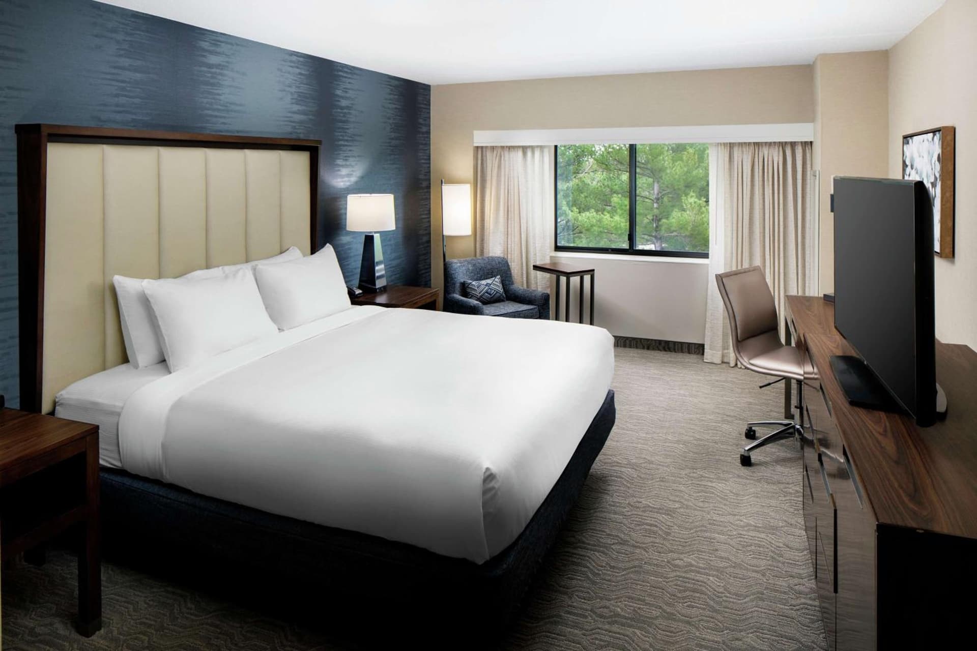 DoubleTree by Hilton Nashua gallery photo in Nashua, NH — image 38