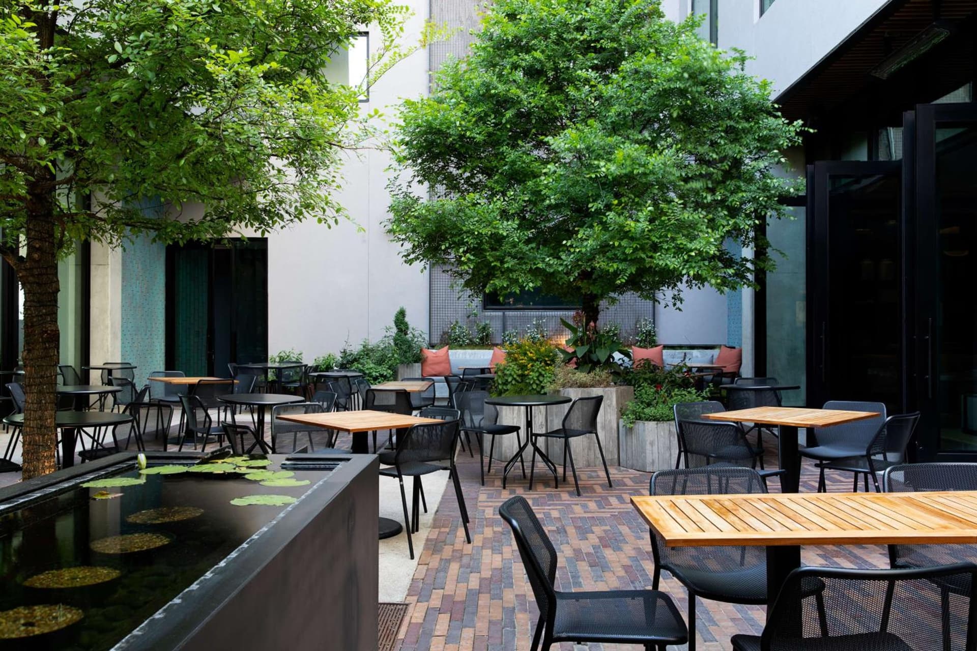 Canopy By Hilton Austin Downtown gallery photo in Austin, TX — image 37