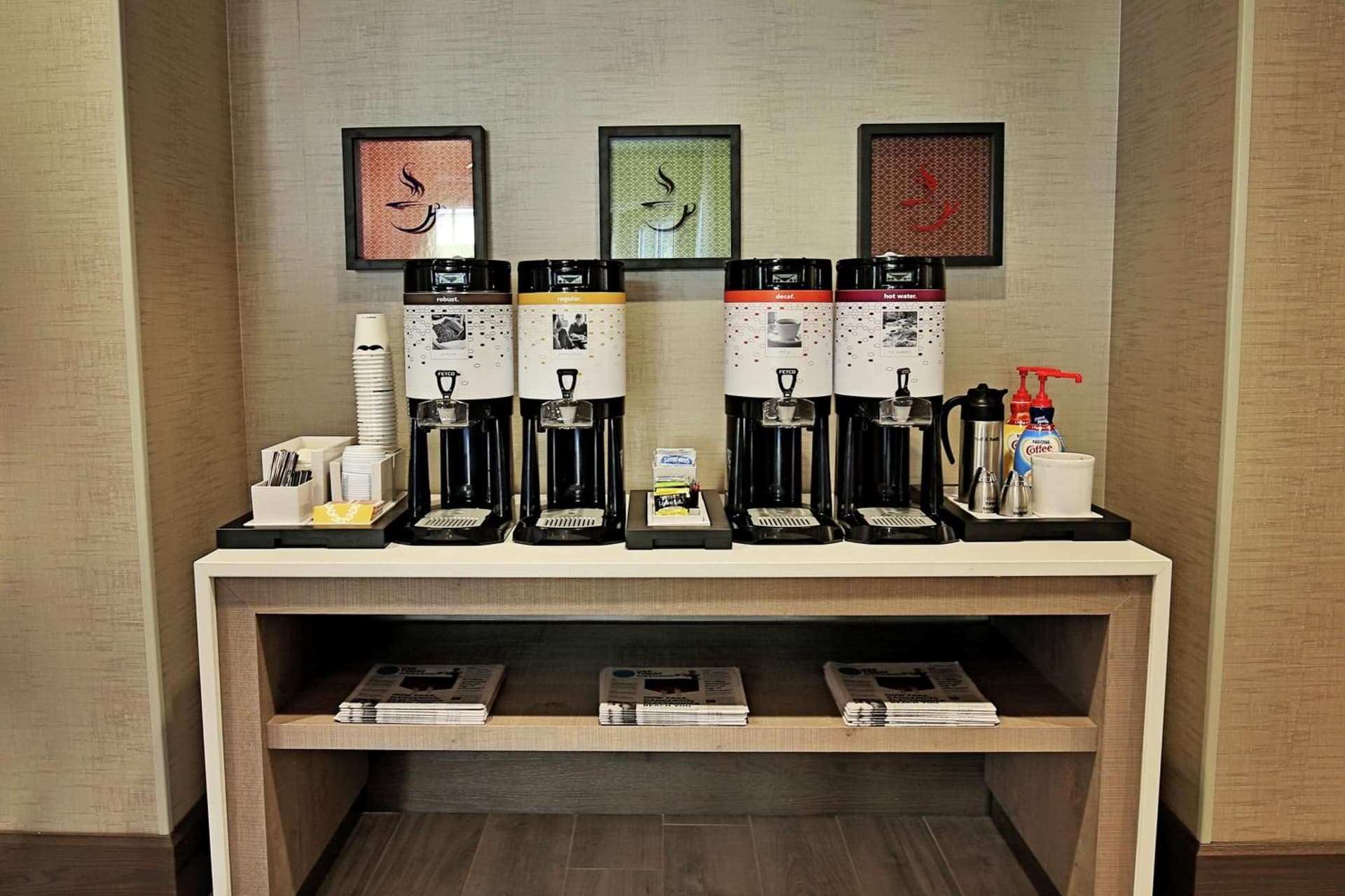 Hampton Inn & Suites Asheville Biltmore Area gallery photo in Asheville, NC — image 14