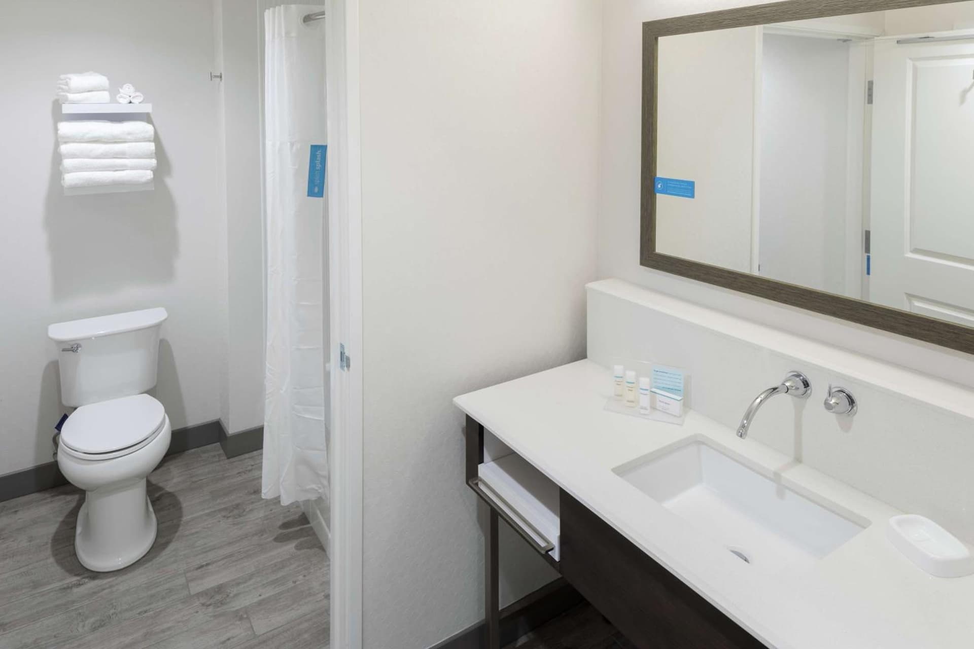 Hampton Inn & Suites Asheville Biltmore Area gallery photo in Asheville, NC — image 27