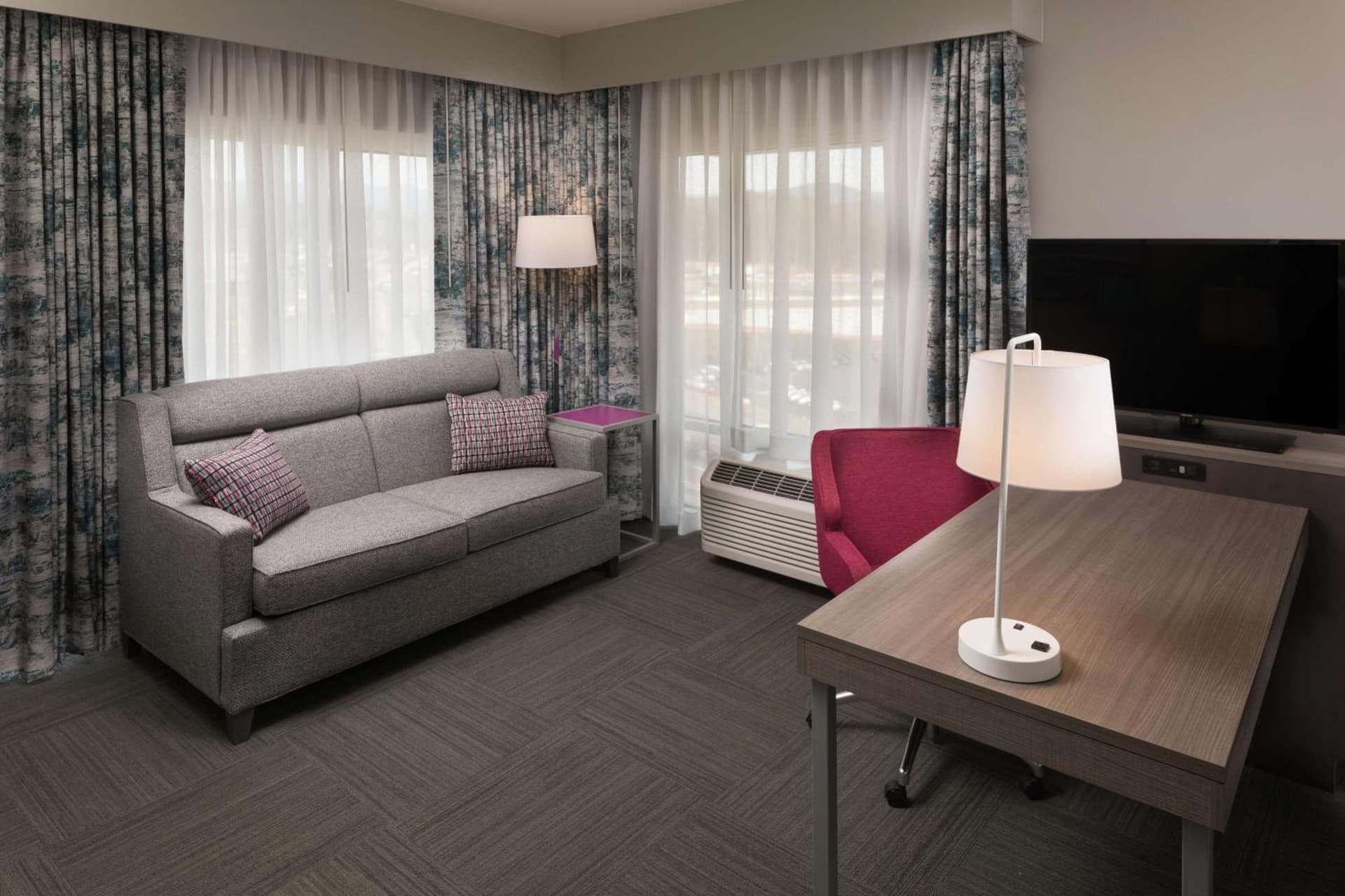 Hampton Inn & Suites Asheville Biltmore Area gallery photo in Asheville, NC — image 30