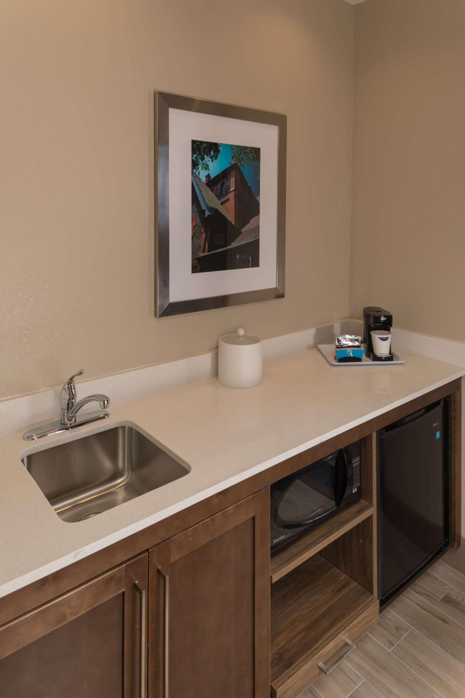 Hampton Inn & Suites-Asheville Biltmore Village, NC gallery photo in Asheville, NC — image 15