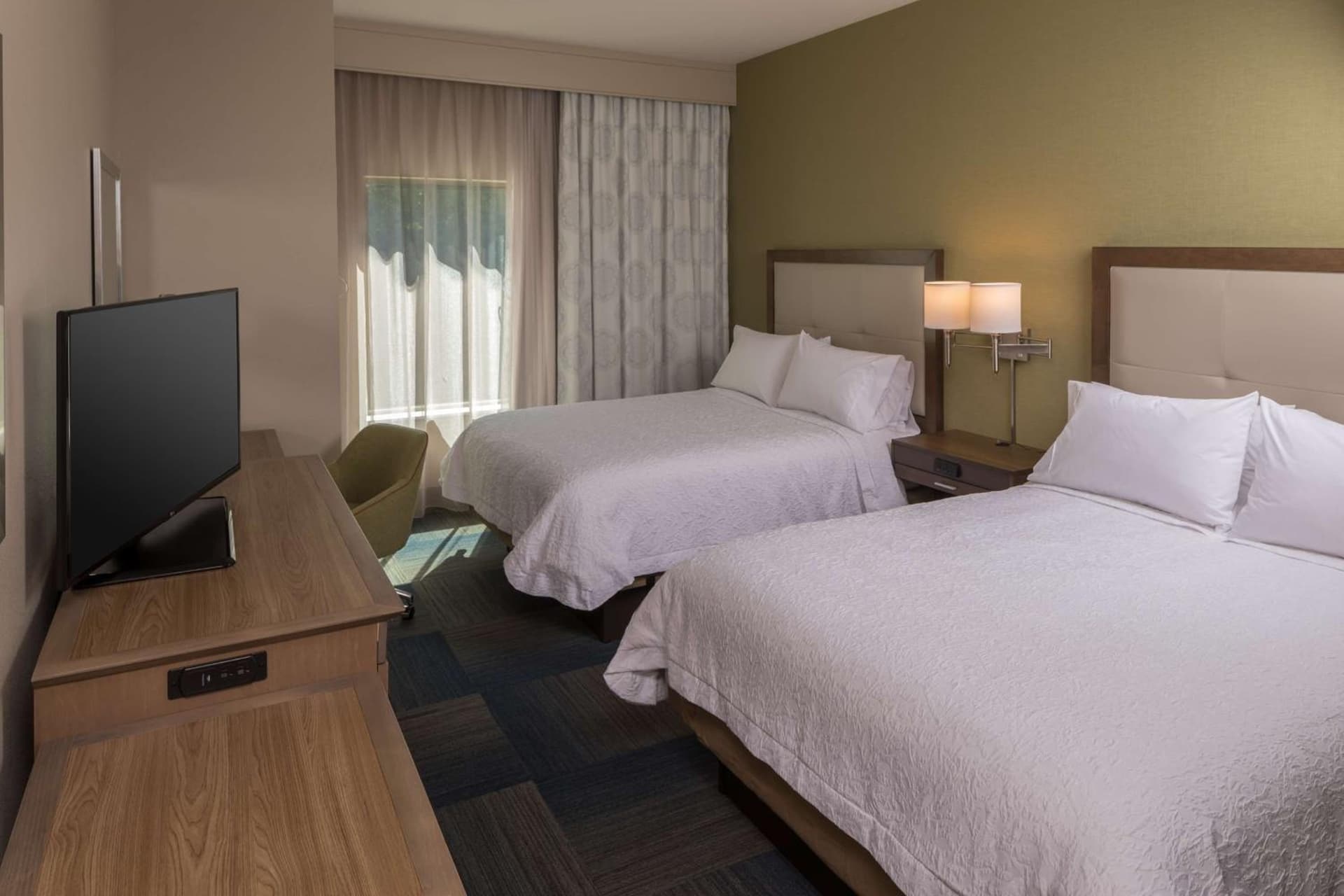 Hampton Inn & Suites-Asheville Biltmore Village, NC gallery photo in Asheville, NC — image 7