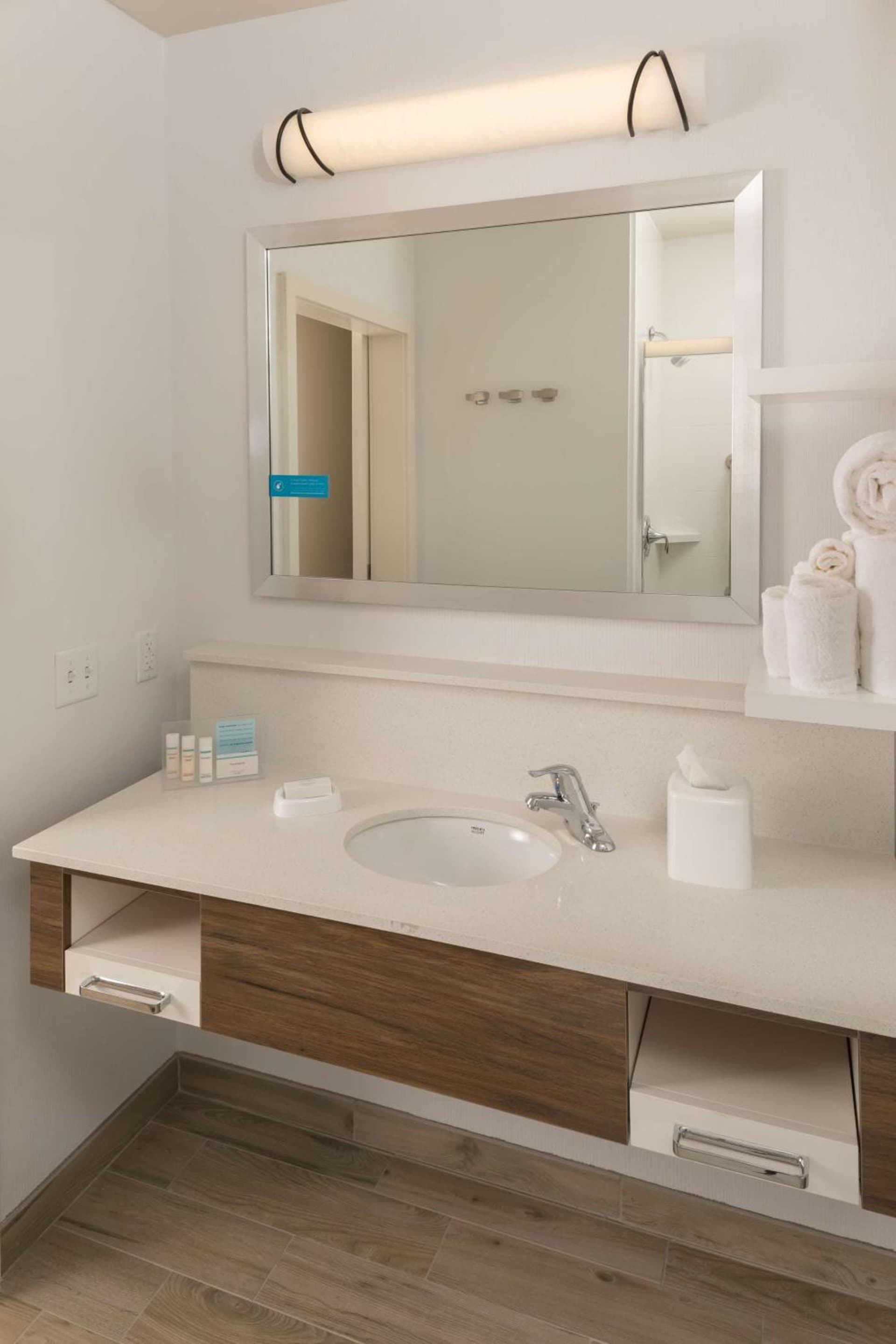 Hampton Inn & Suites-Asheville Biltmore Village, NC gallery photo in Asheville, NC — image 26