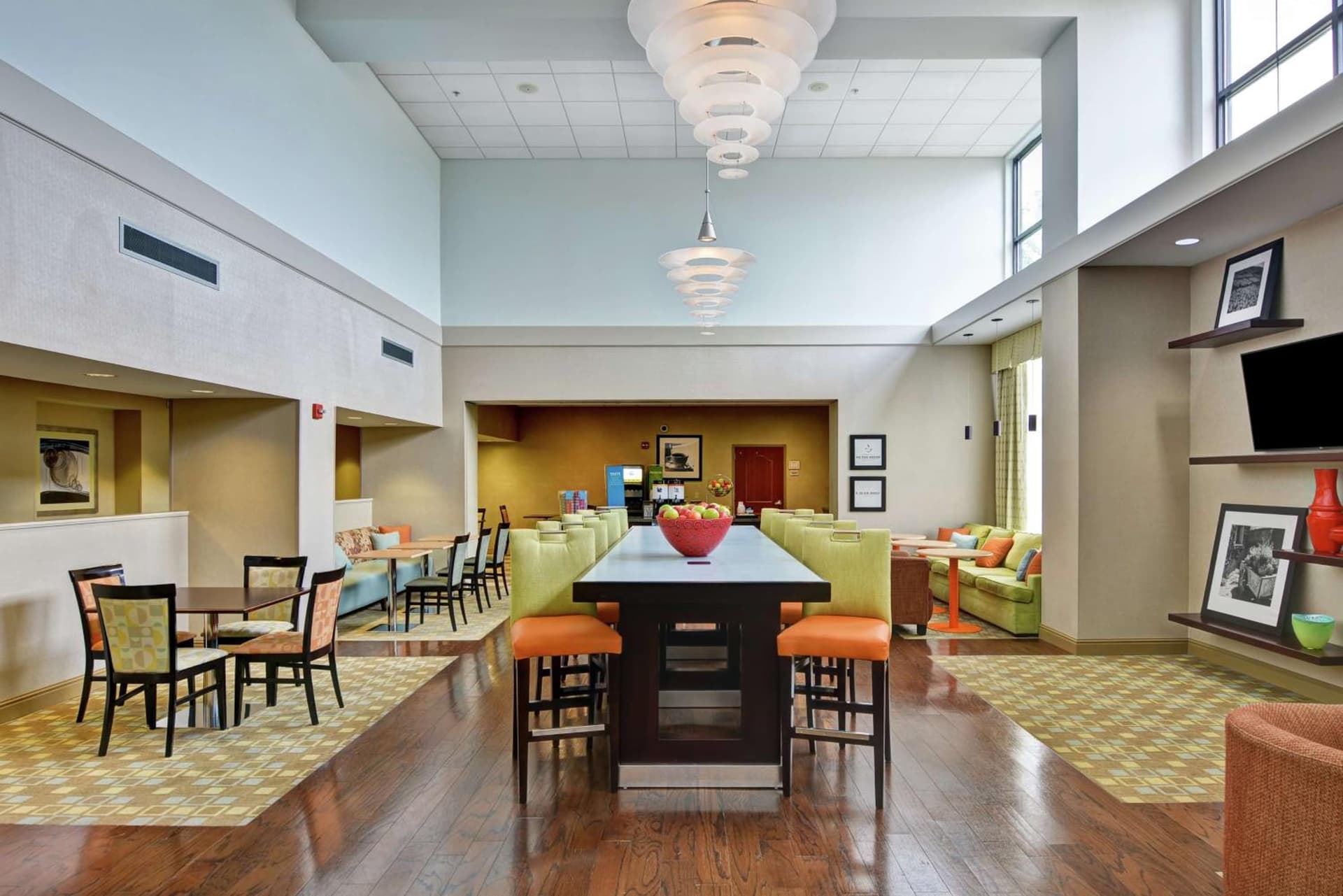 Hampton Inn & Suites Wilkes-Barre gallery photo in Wilkes-Barre, PA — image 4
