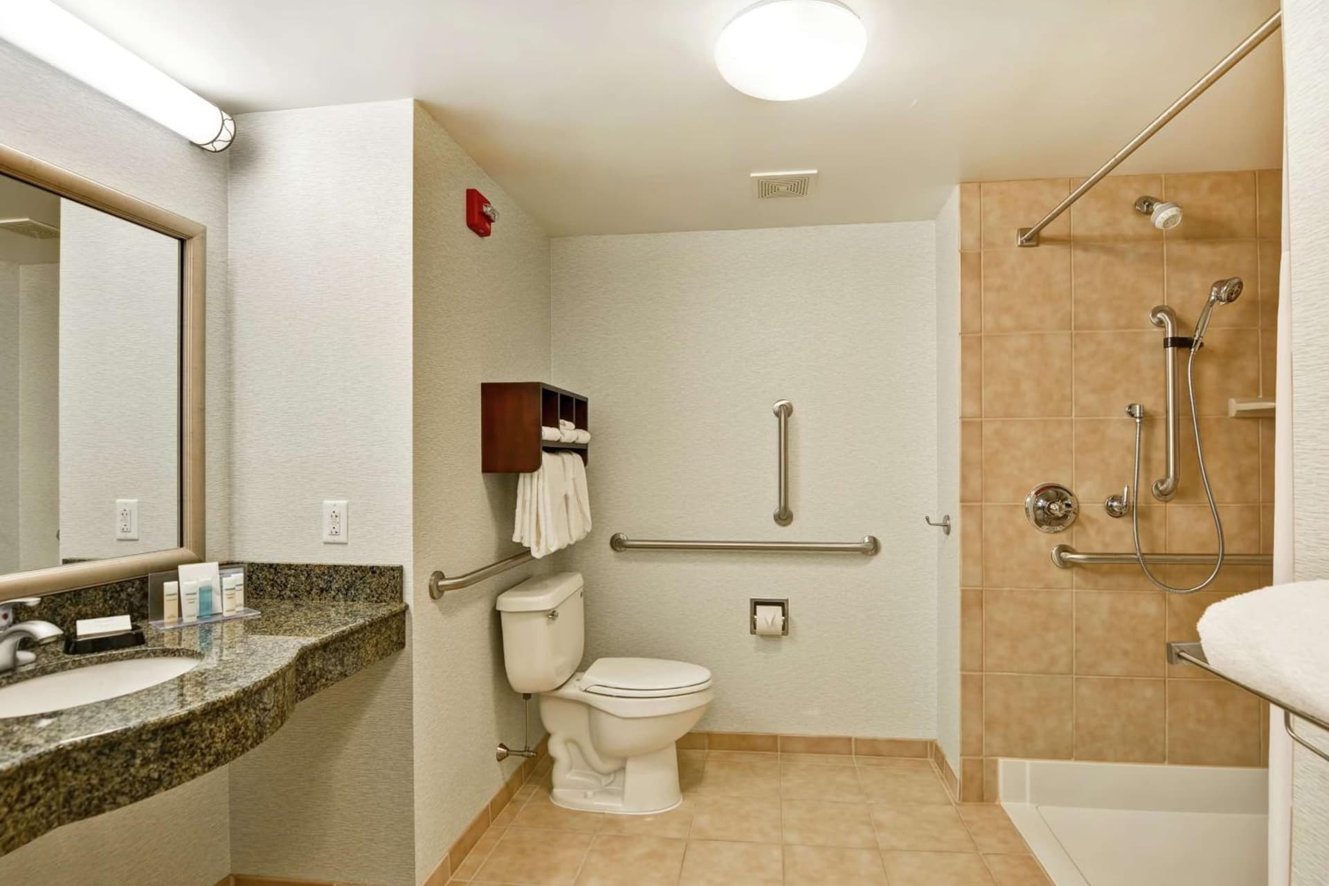 Hampton Inn & Suites Wilkes-Barre gallery photo in Wilkes-Barre, PA — image 10