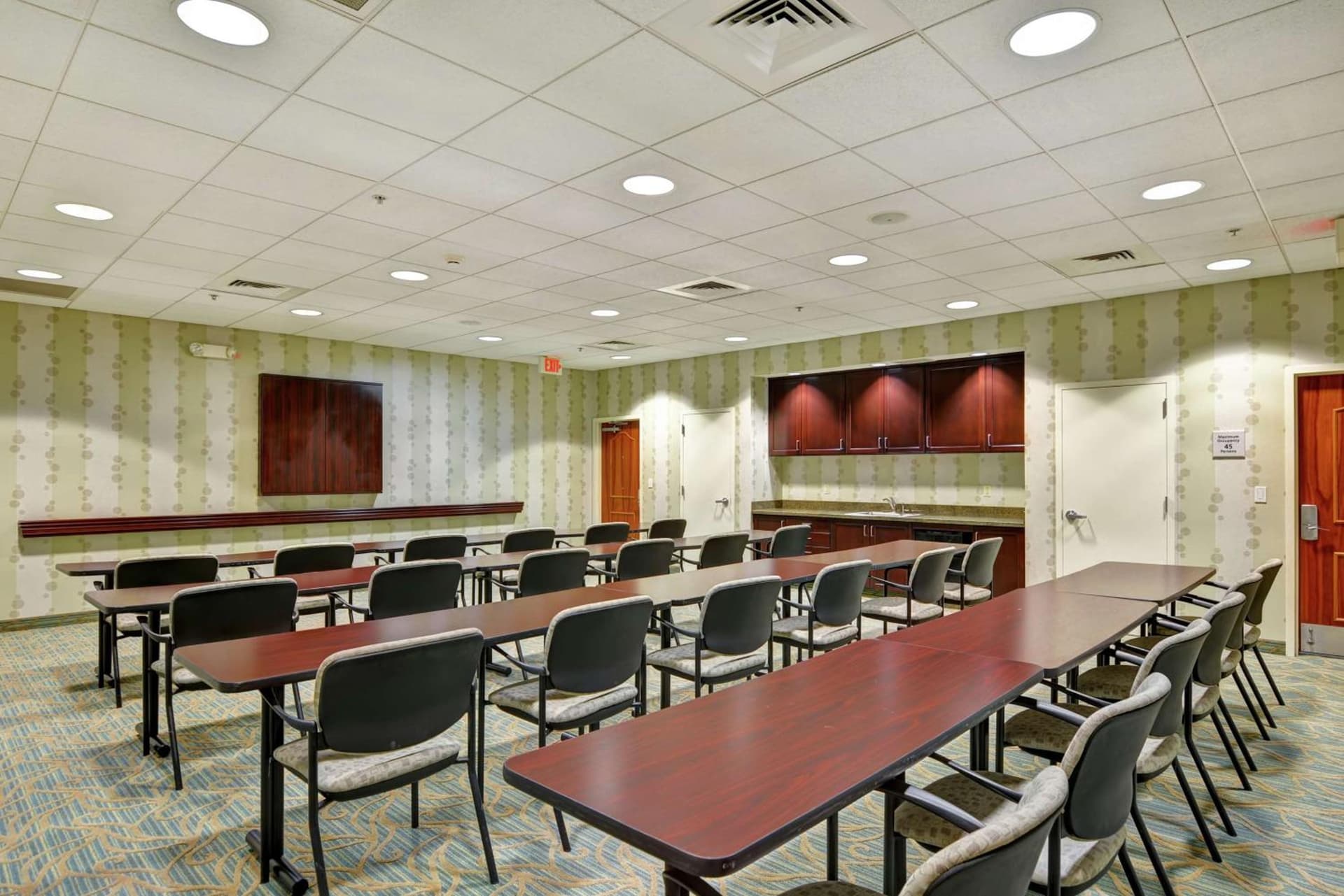 Hampton Inn & Suites Wilkes-Barre gallery photo in Wilkes-Barre, PA — image 26