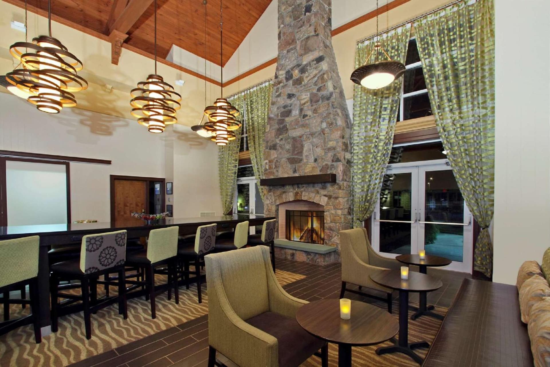 Hampton Inn & Suites Newtown gallery photo in Yardley, PA — image 17