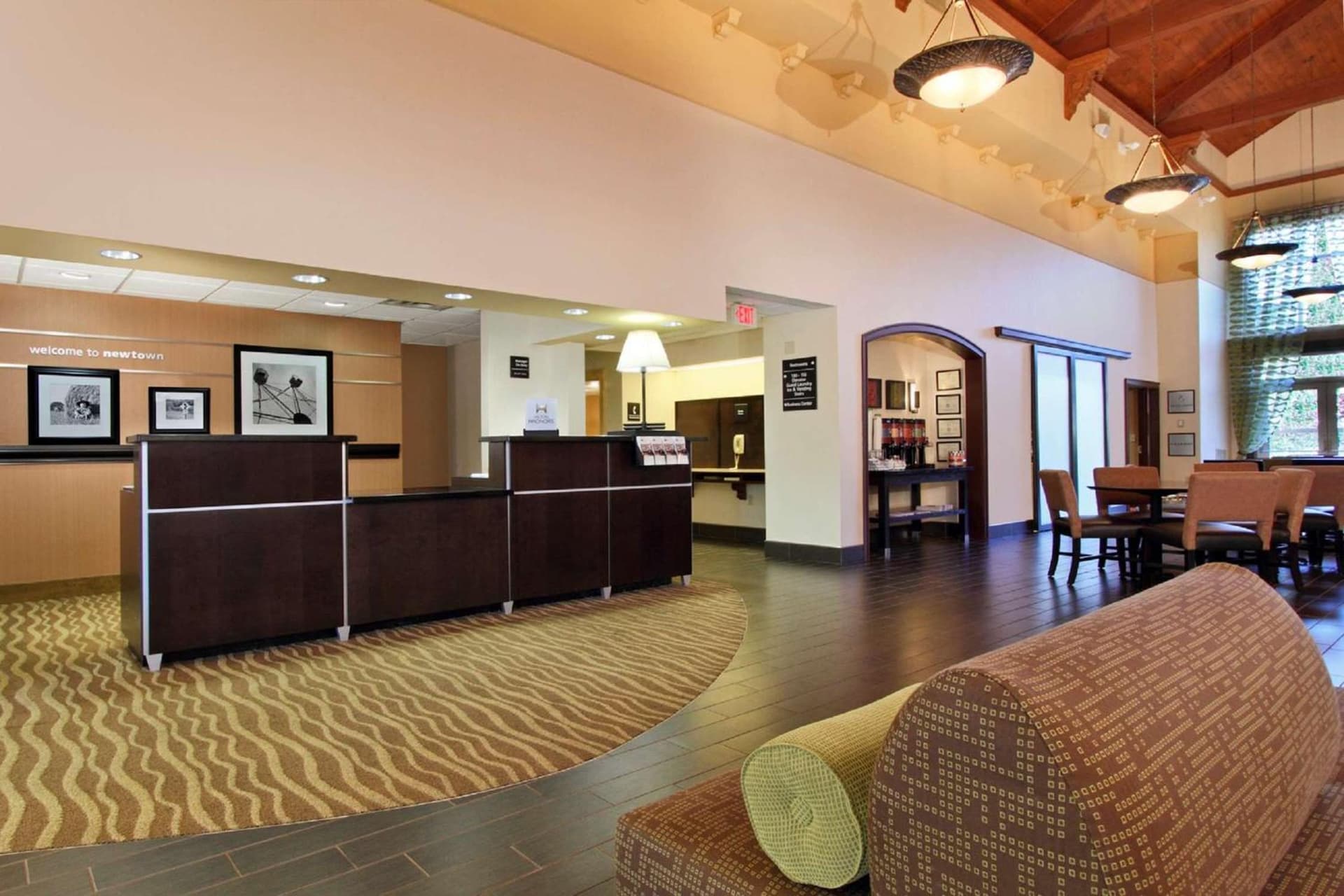 Hampton Inn & Suites Newtown gallery photo in Yardley, PA — image 4