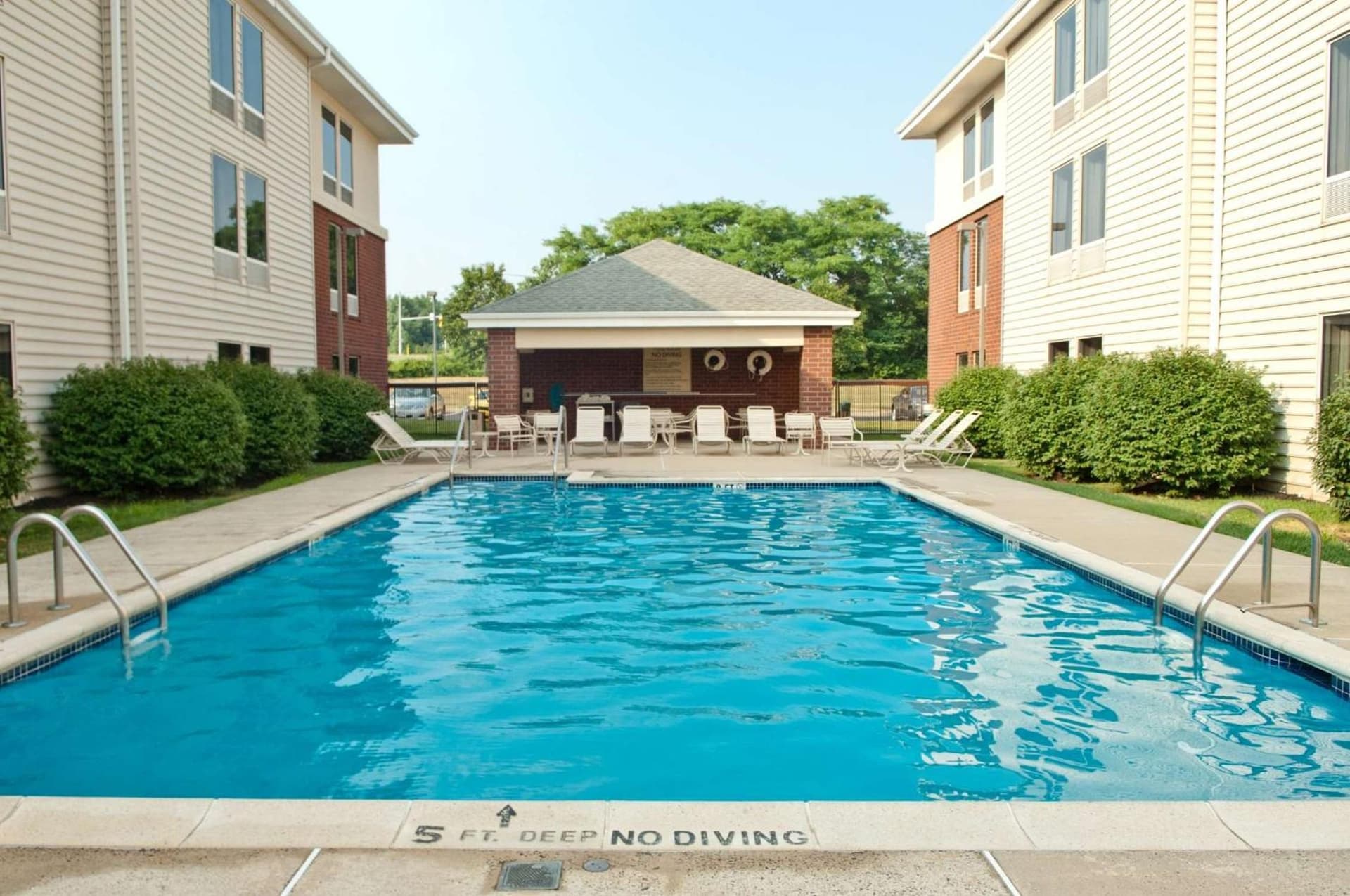 Hampton Inn & Suites Newtown gallery photo in Yardley, PA — image 33