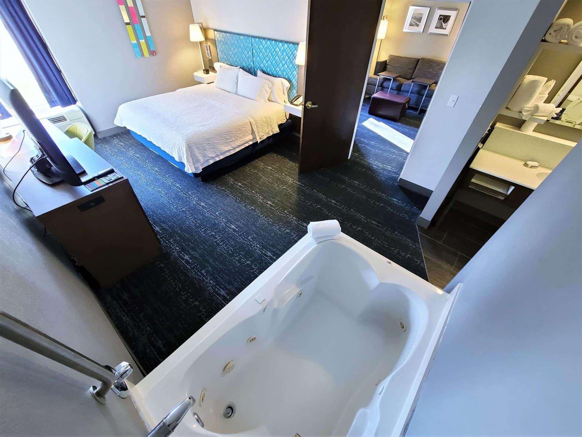 Hampton Inn & Suites Newtown gallery photo in Yardley, PA — image 45