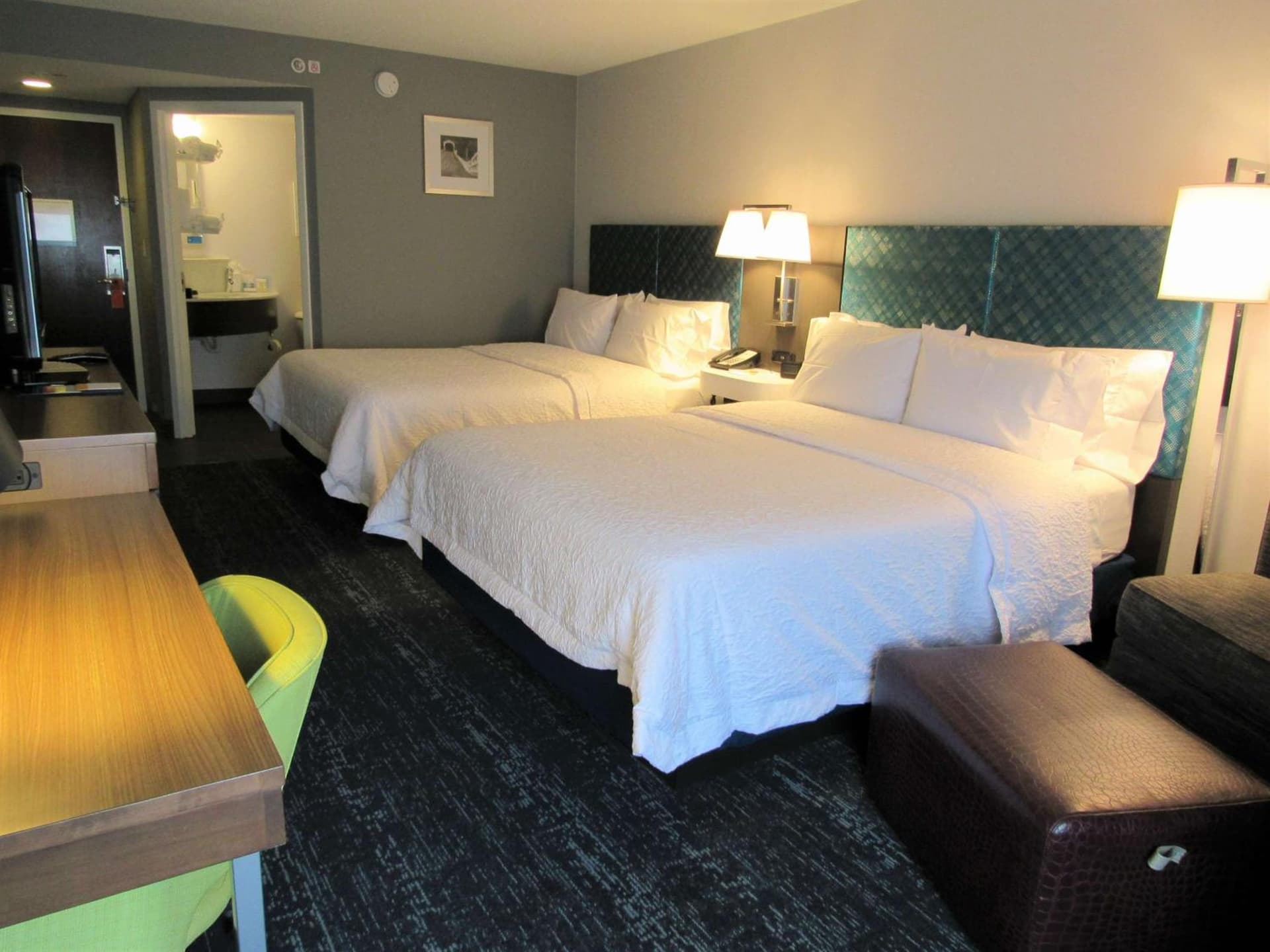Hampton Inn & Suites Newtown gallery photo in Yardley, PA — image 27
