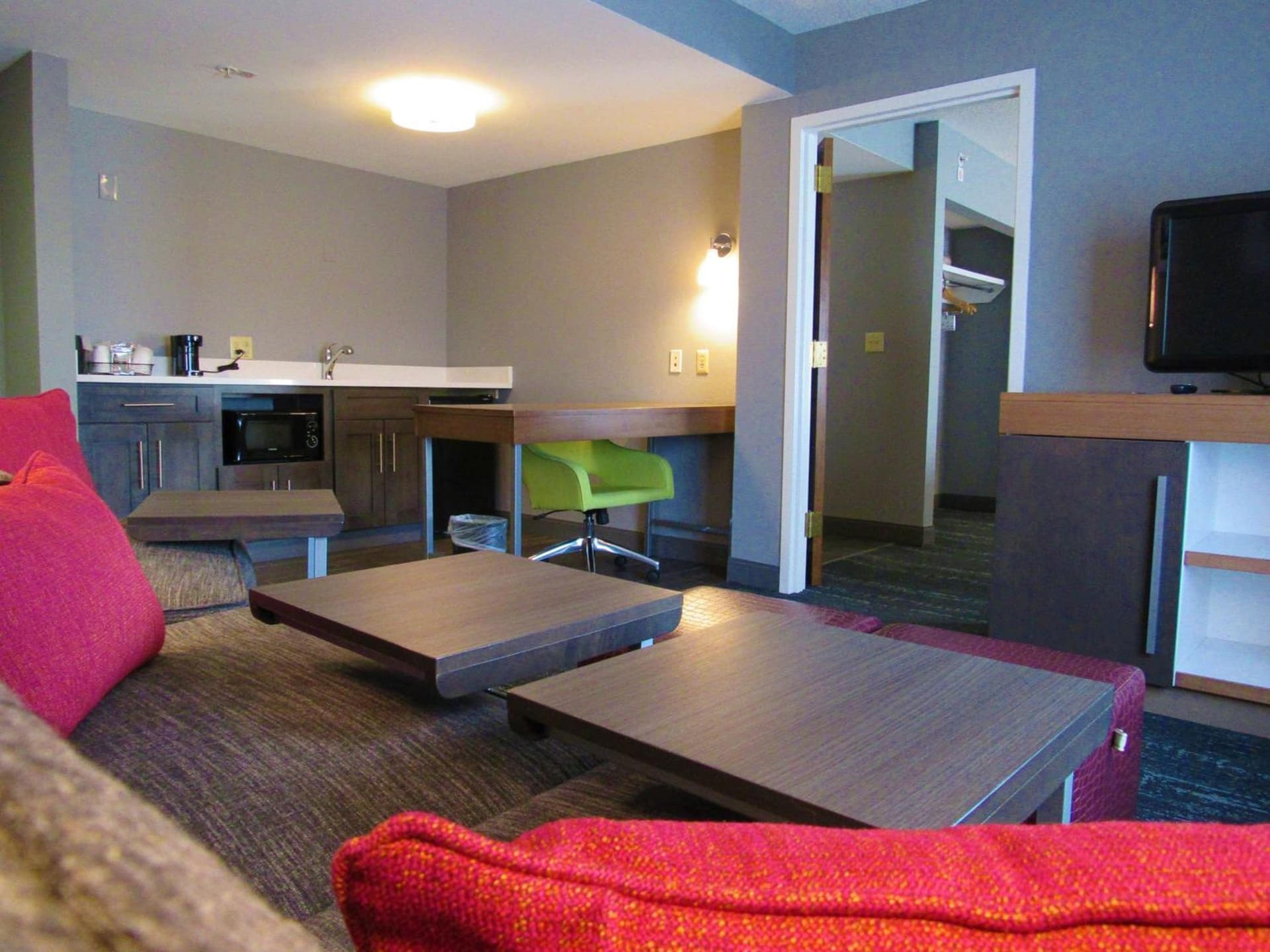 Hampton Inn & Suites Newtown gallery photo in Yardley, PA — image 5