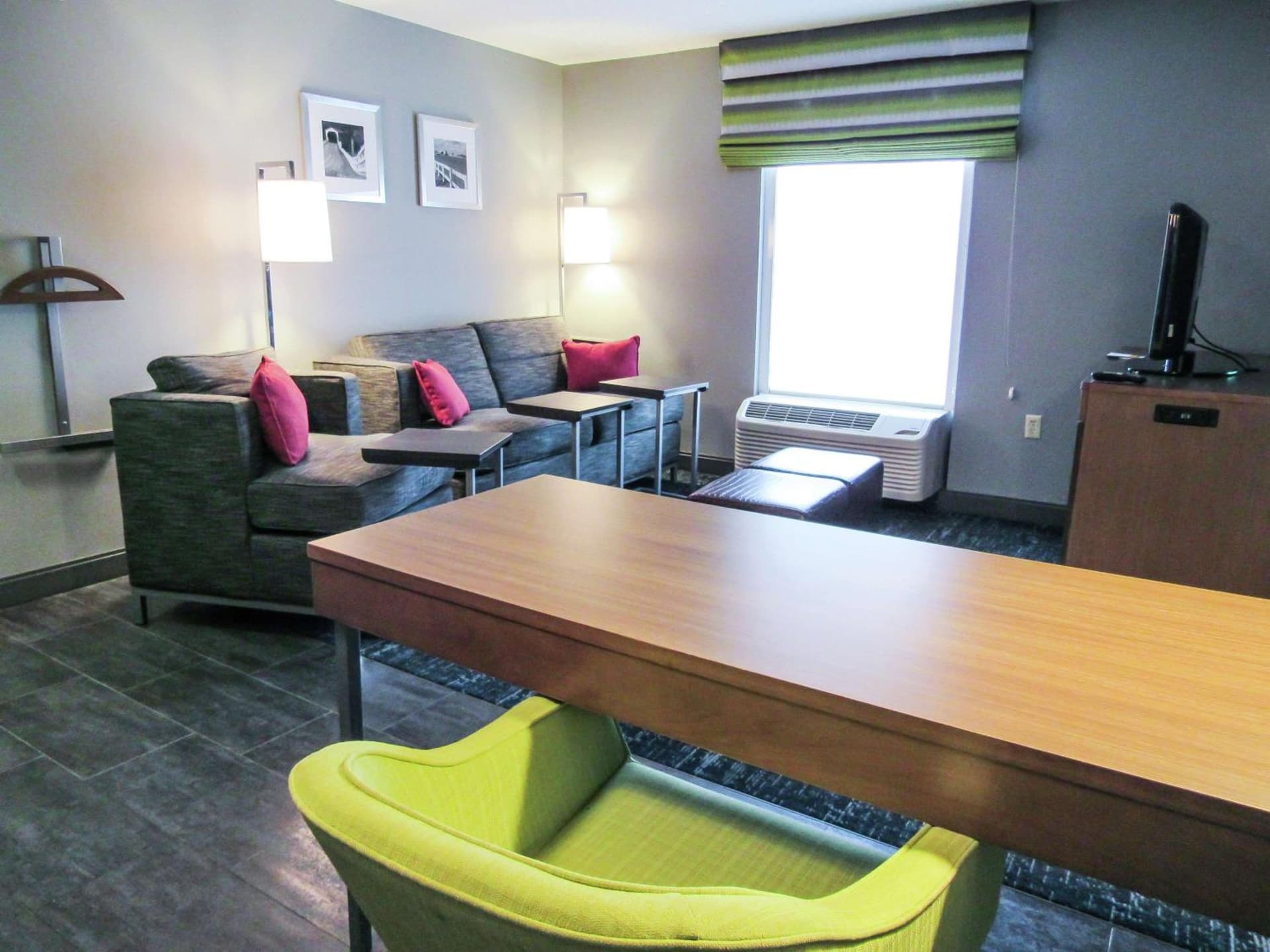Hampton Inn & Suites Newtown gallery photo in Yardley, PA — image 32