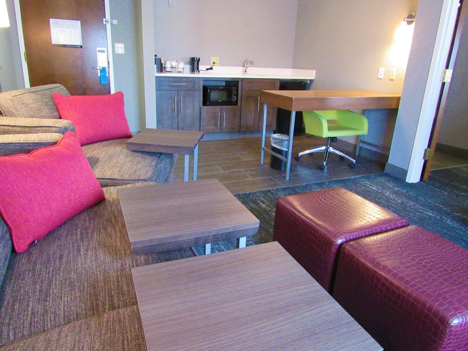 Hampton Inn & Suites Newtown gallery photo in Yardley, PA — image 36