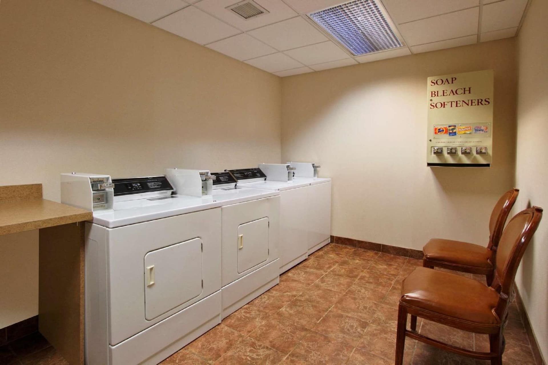 Hampton Inn & Suites Newtown gallery photo in Yardley, PA — image 30