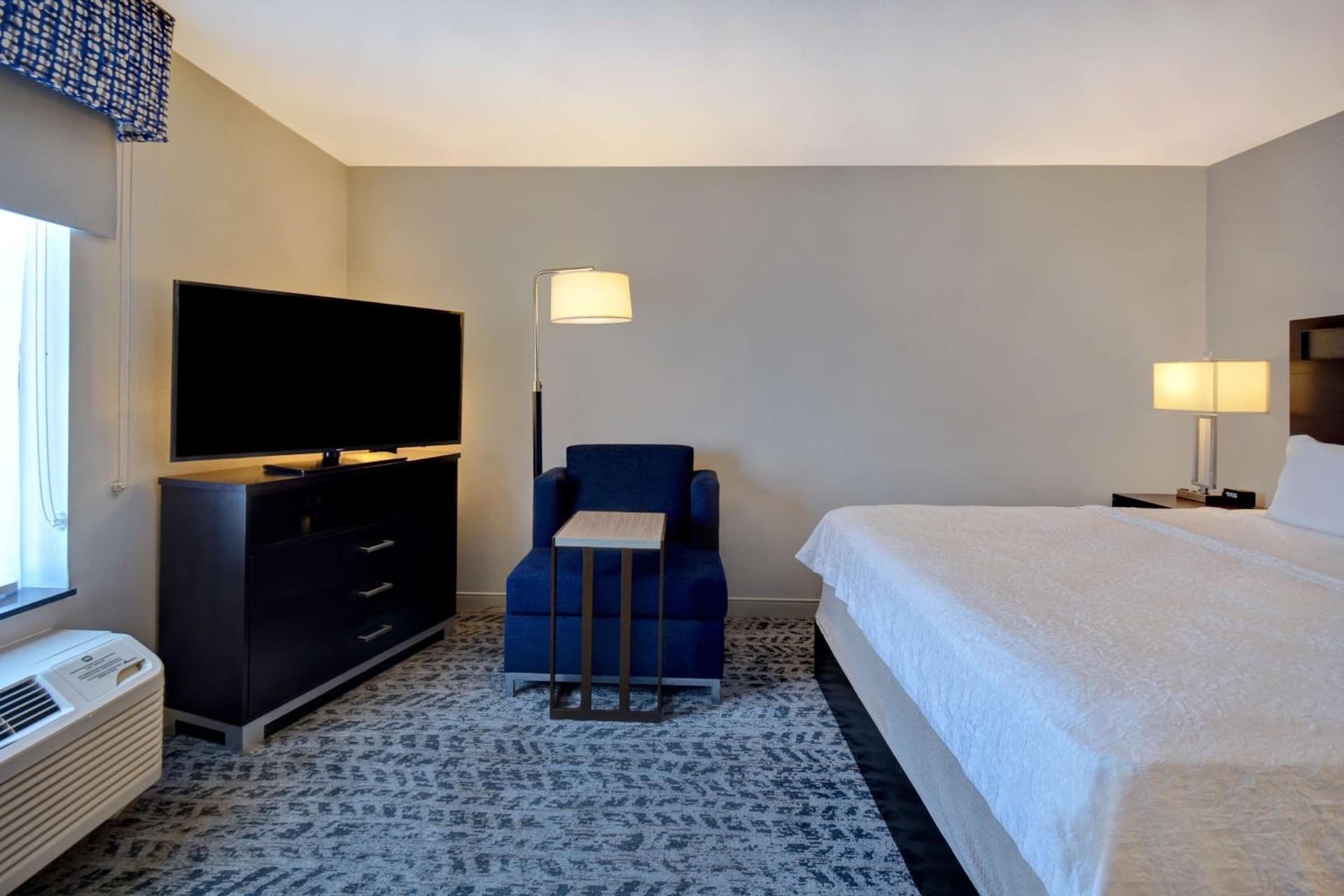 Hampton Inn & Suites Columbia South Fort Meade Area gallery photo in Columbia, MD — image 40