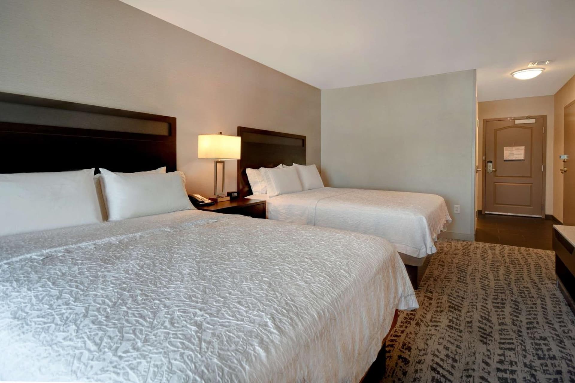 Hampton Inn & Suites Columbia South Fort Meade Area gallery photo in Columbia, MD — image 42