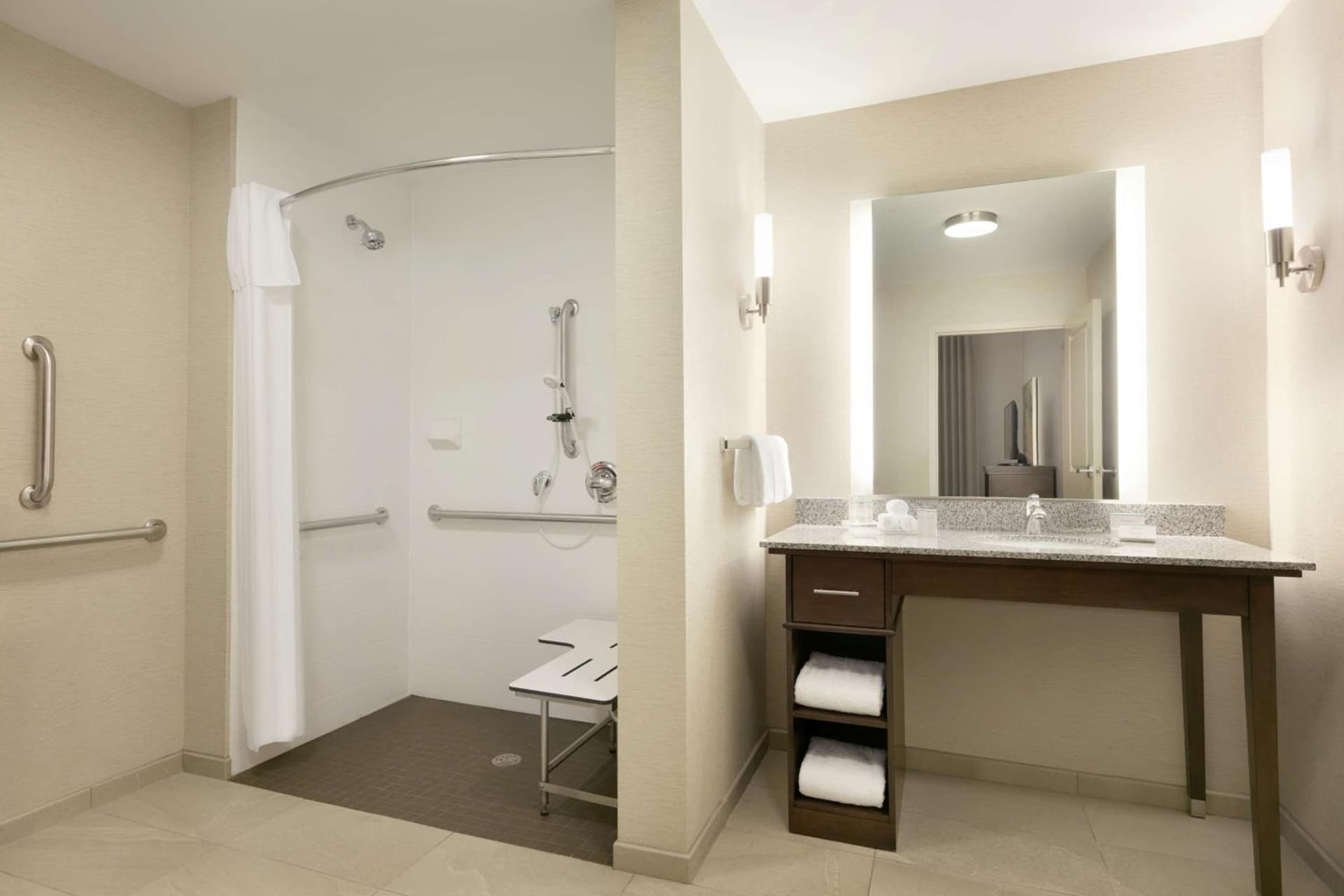 Homewood Suites By Hilton Hartford Manchester gallery photo in Manchester — image 39