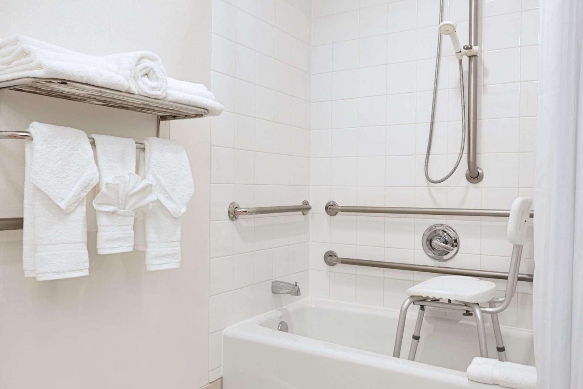 Hilton Garden Inn Worcester gallery photo in Worcester, MA — image 6