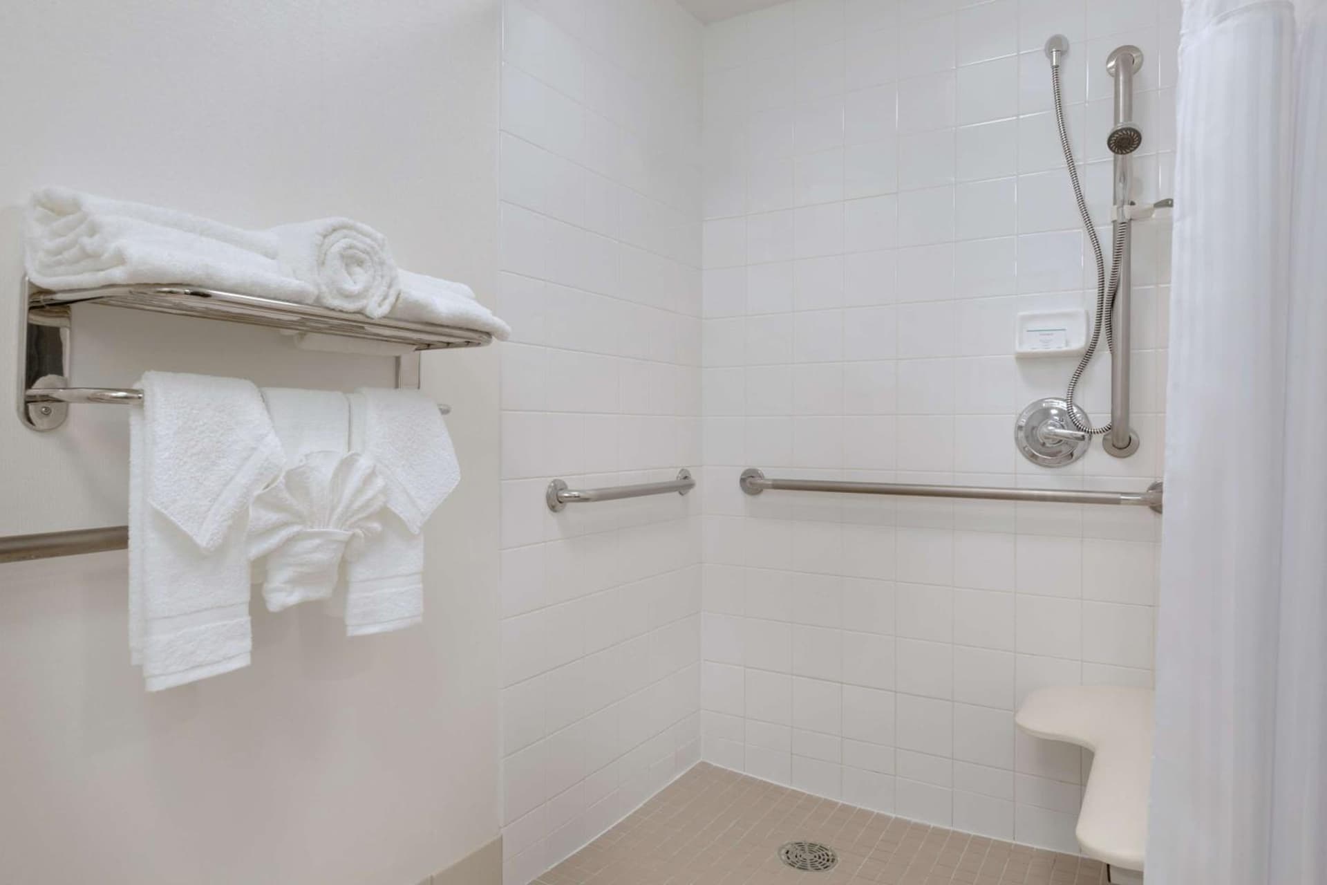 Hilton Garden Inn Worcester gallery photo in Worcester, MA — image 20