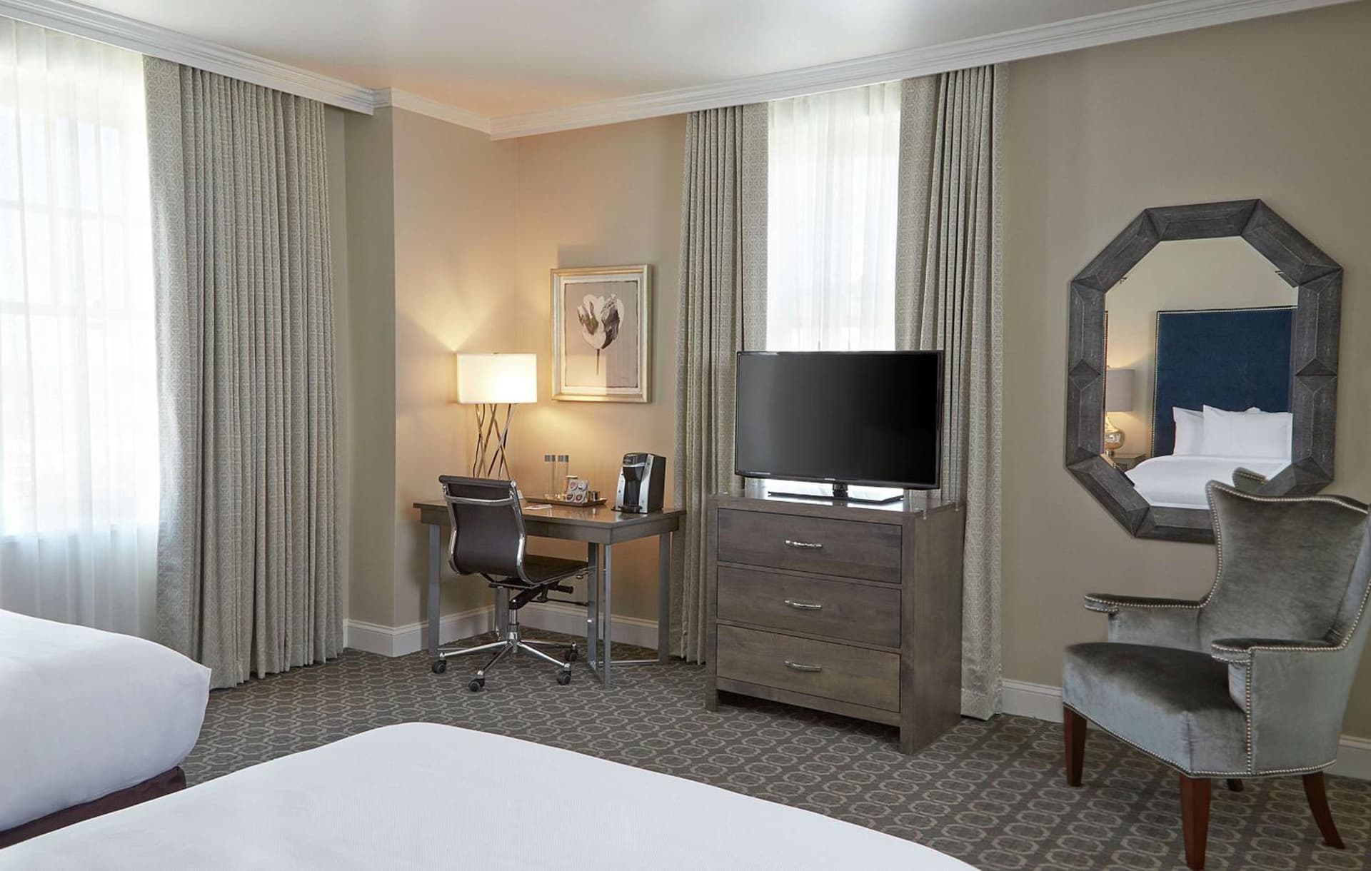 Redmont Hotel Birmingham - Curio Collection by Hilton interior in Birmingham, AL — gallery photo 2