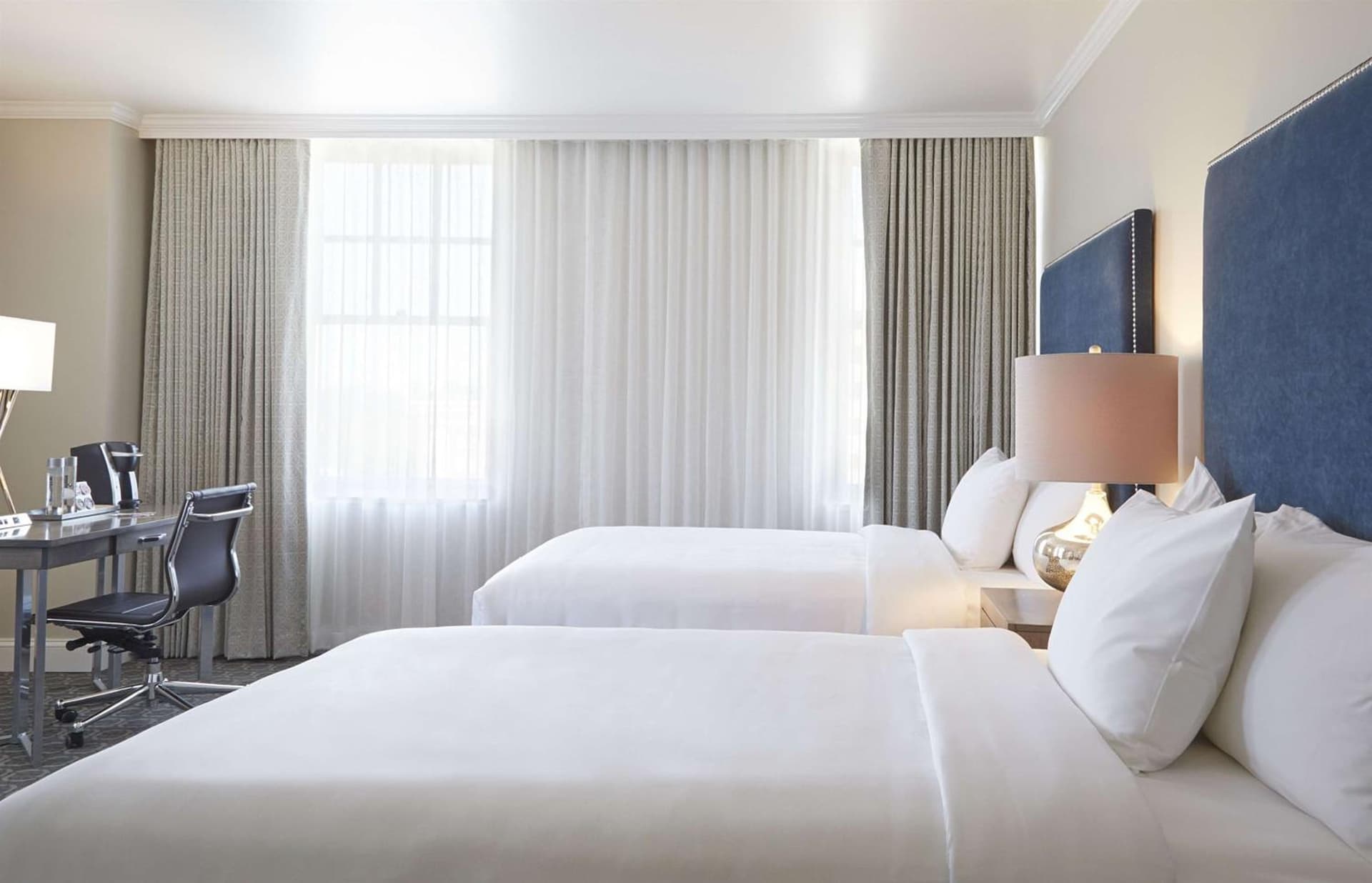 Redmont Hotel Birmingham - Curio Collection by Hilton gallery photo in Birmingham, AL — image 9