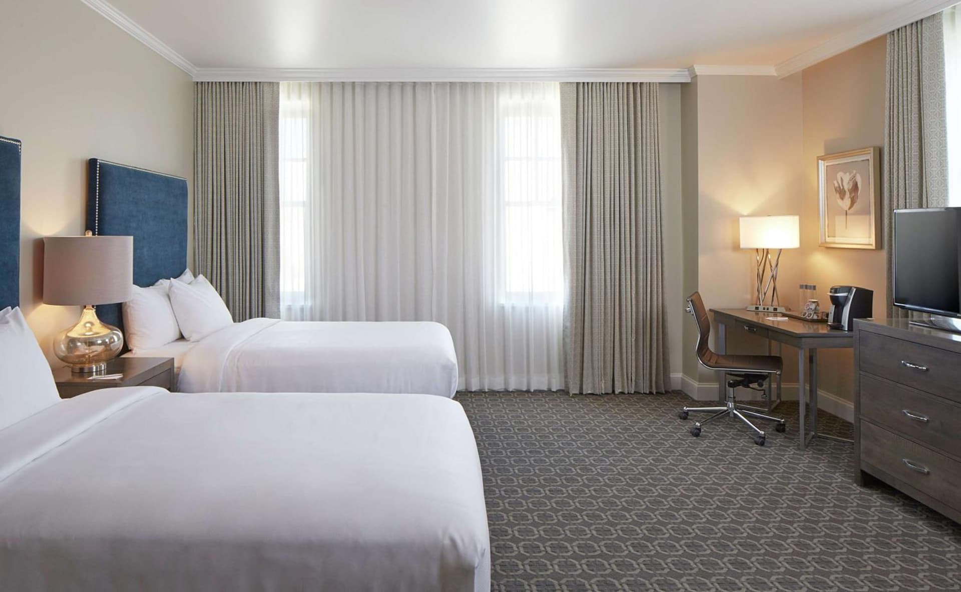 Redmont Hotel Birmingham - Curio Collection by Hilton gallery photo in Birmingham, AL — image 41