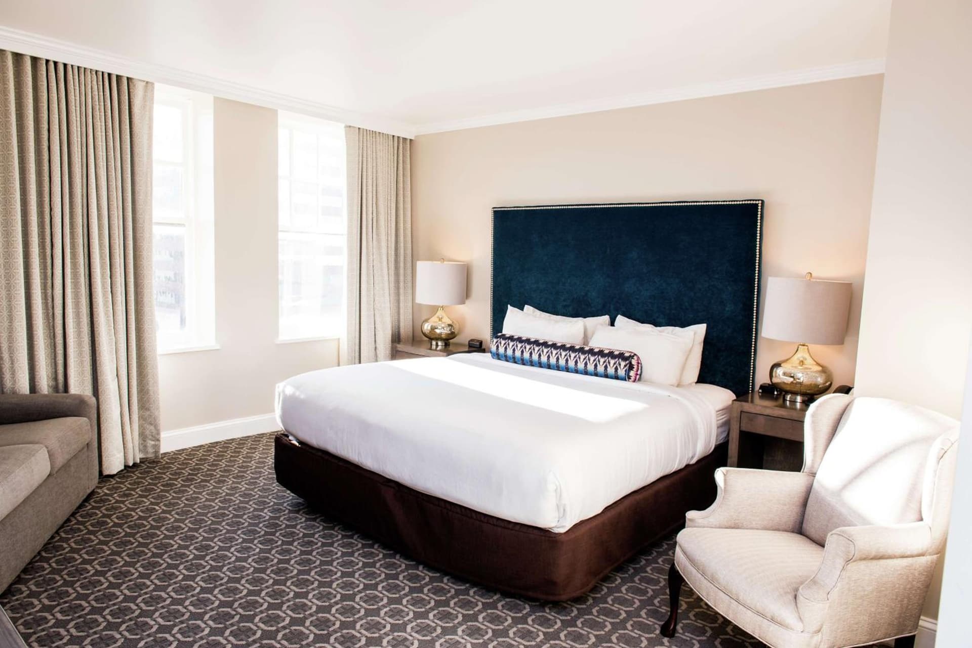 Redmont Hotel Birmingham - Curio Collection by Hilton gallery photo in Birmingham, AL — image 17