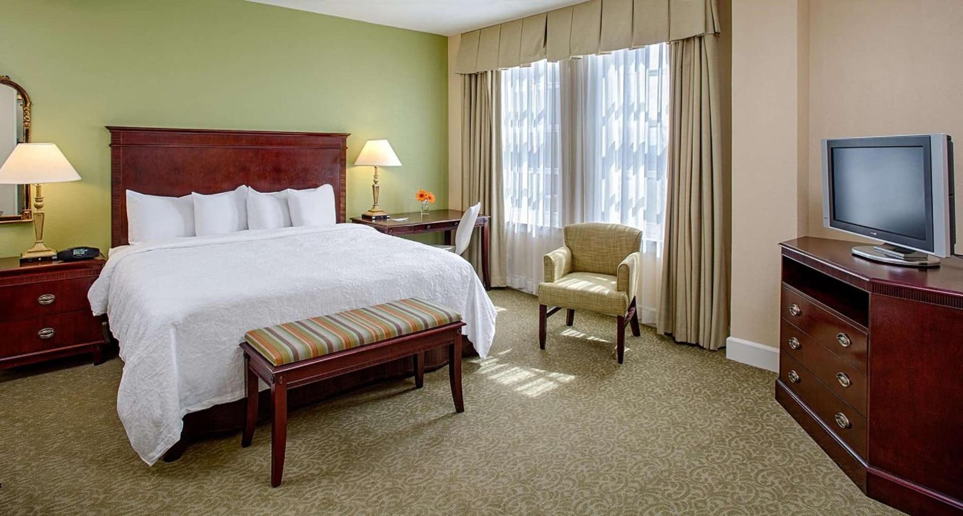 Hampton Inn & Suites Birmingham-Downtown-Tutwiler gallery photo in Birmingham, AL — image 16