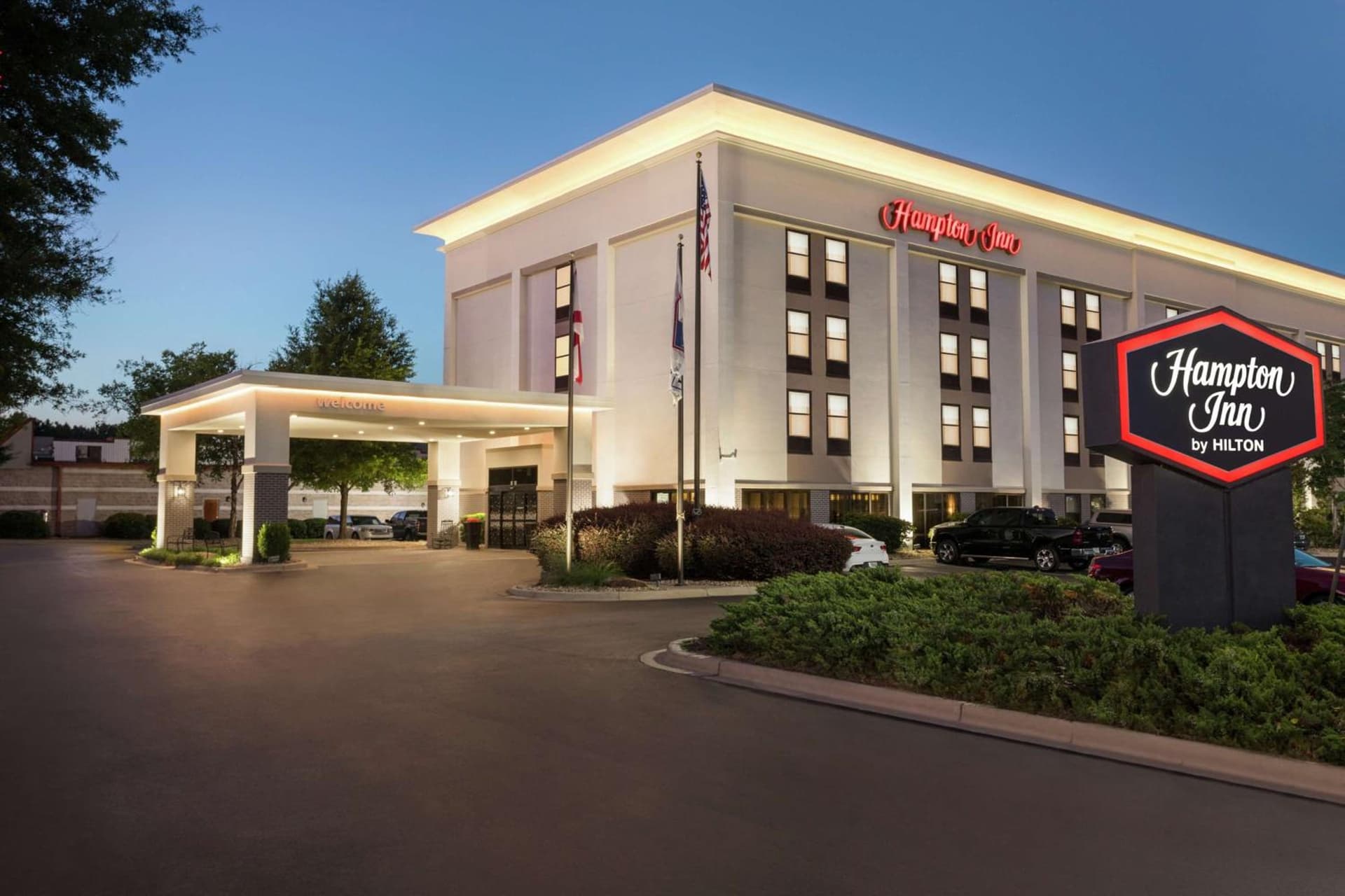Hampton Inn Birmingham-Trussville featured exterior or lobby in Trussville, AL — similar hotel