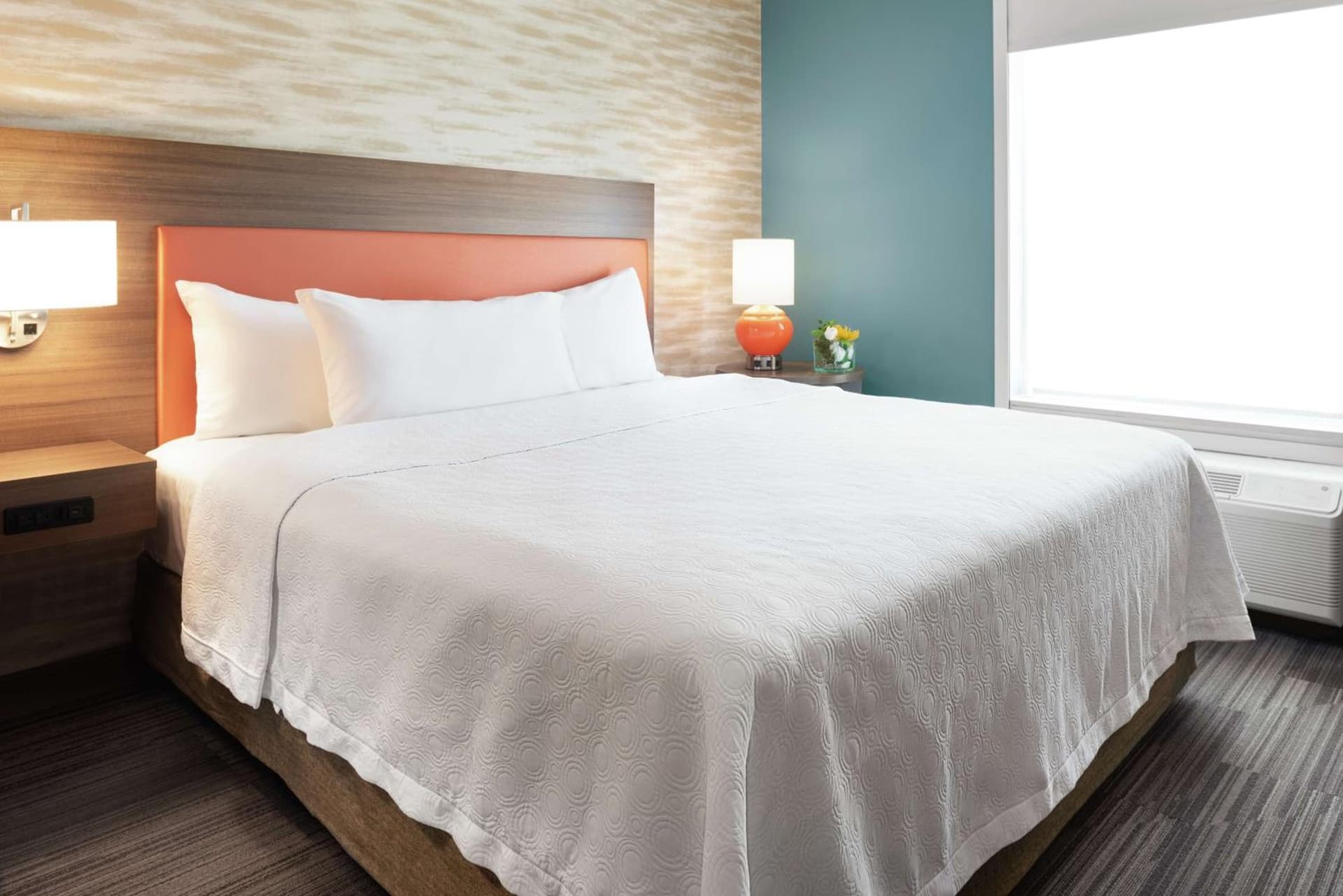 Home2 Suites By Hilton Bismarck interior in Bismarck, ND — gallery photo 2
